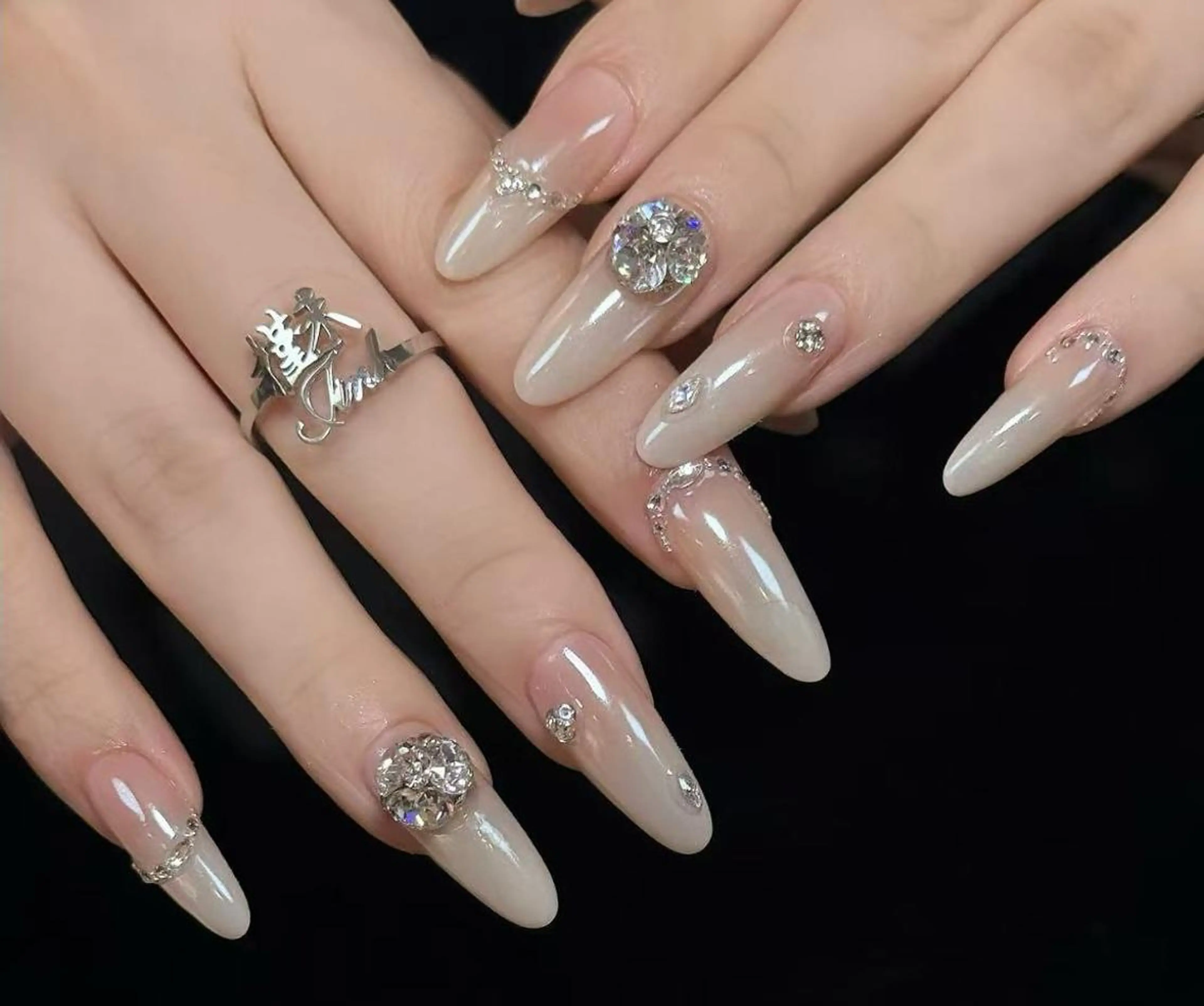 ネイル ハンドネイル 💫 Tsuki_Nailのネイルデザイン