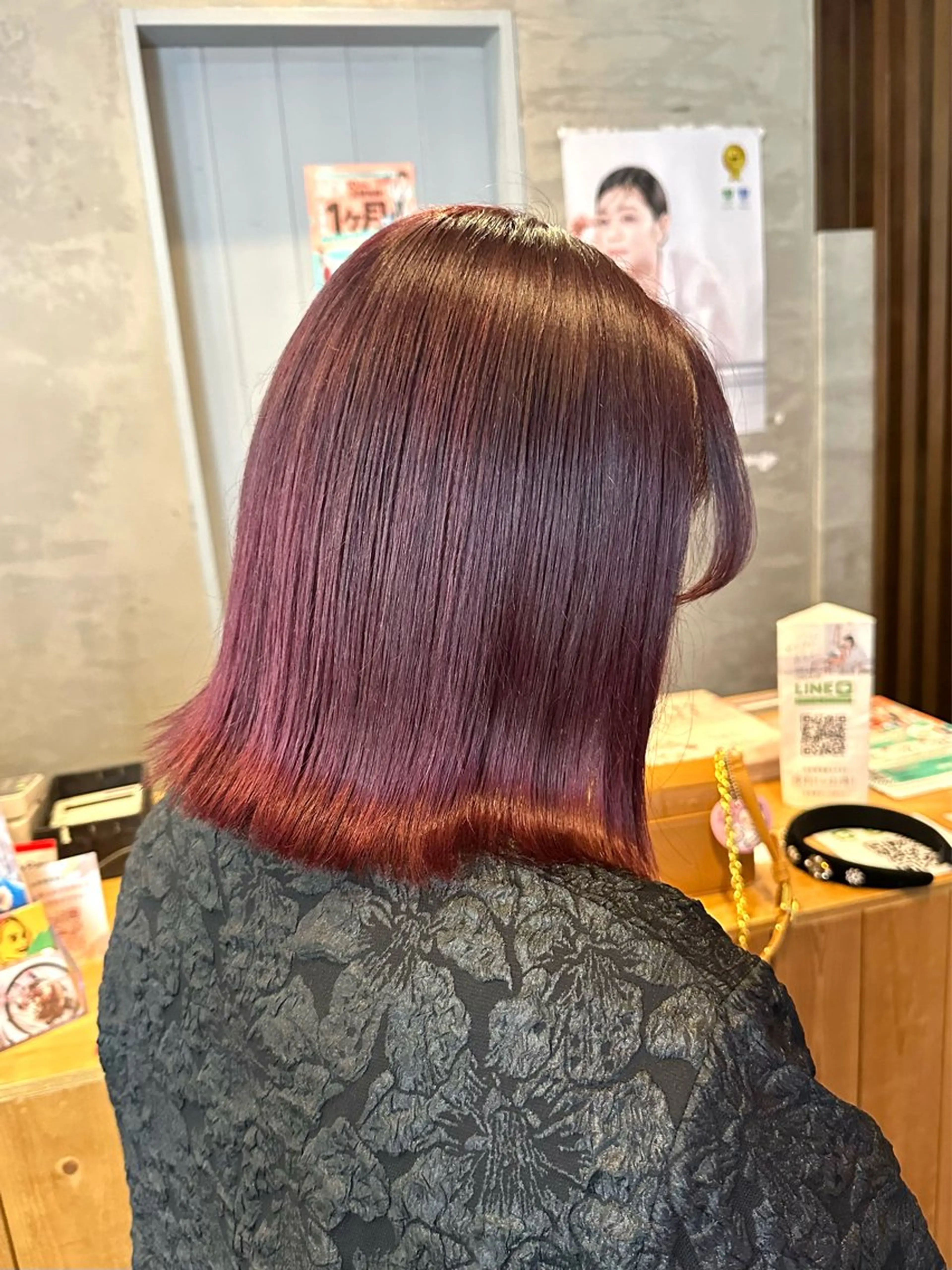 ミディアム カット ヘアカラー BRANCHÉ小牧/ 西尾 美月のヘアスタイル