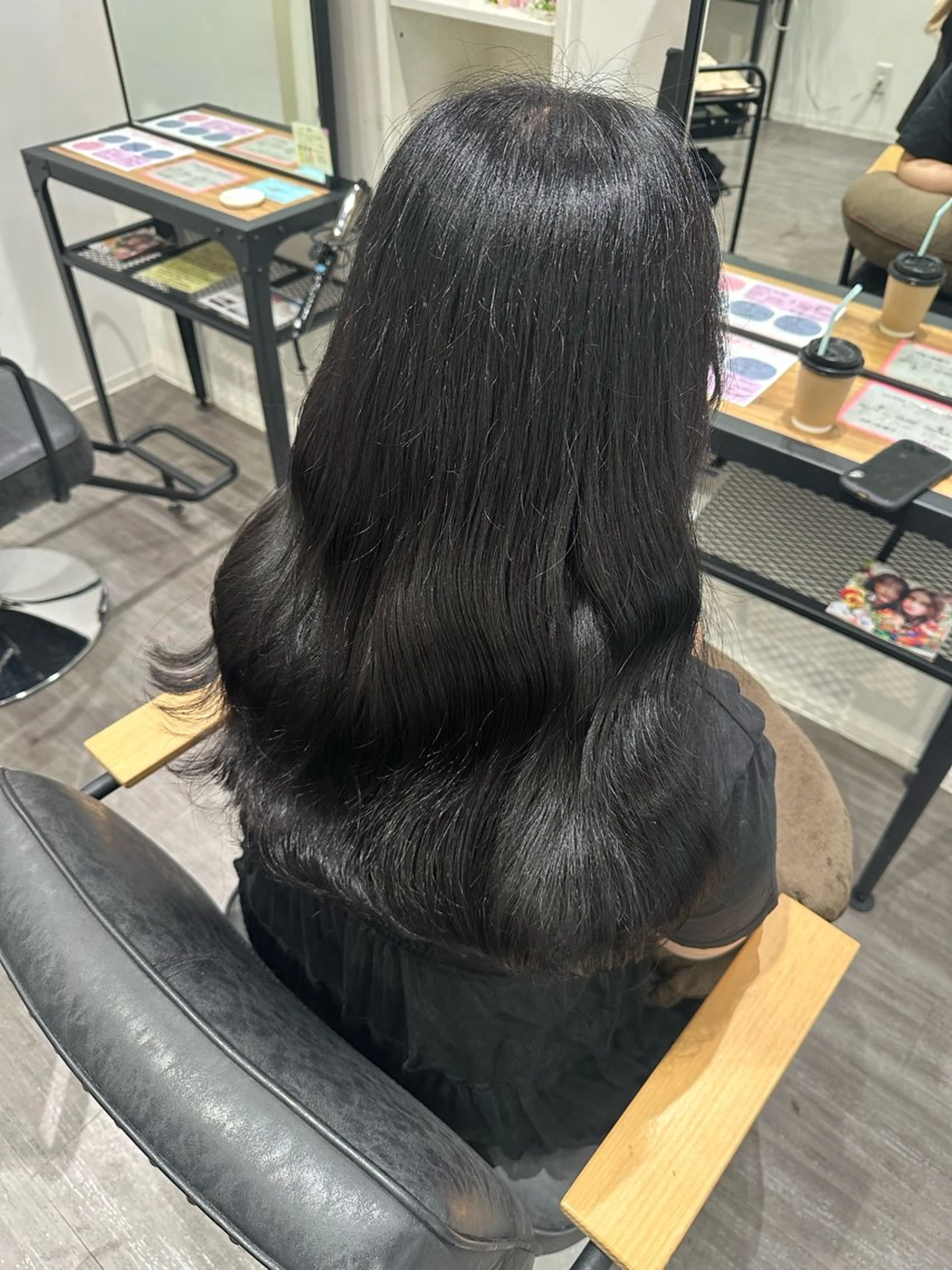 ミディアム カラー 黒髪 カット ヘアカラー トリートメント 艶髪レイヤー上田 紗也🇰🇷💗のヘアスタイル