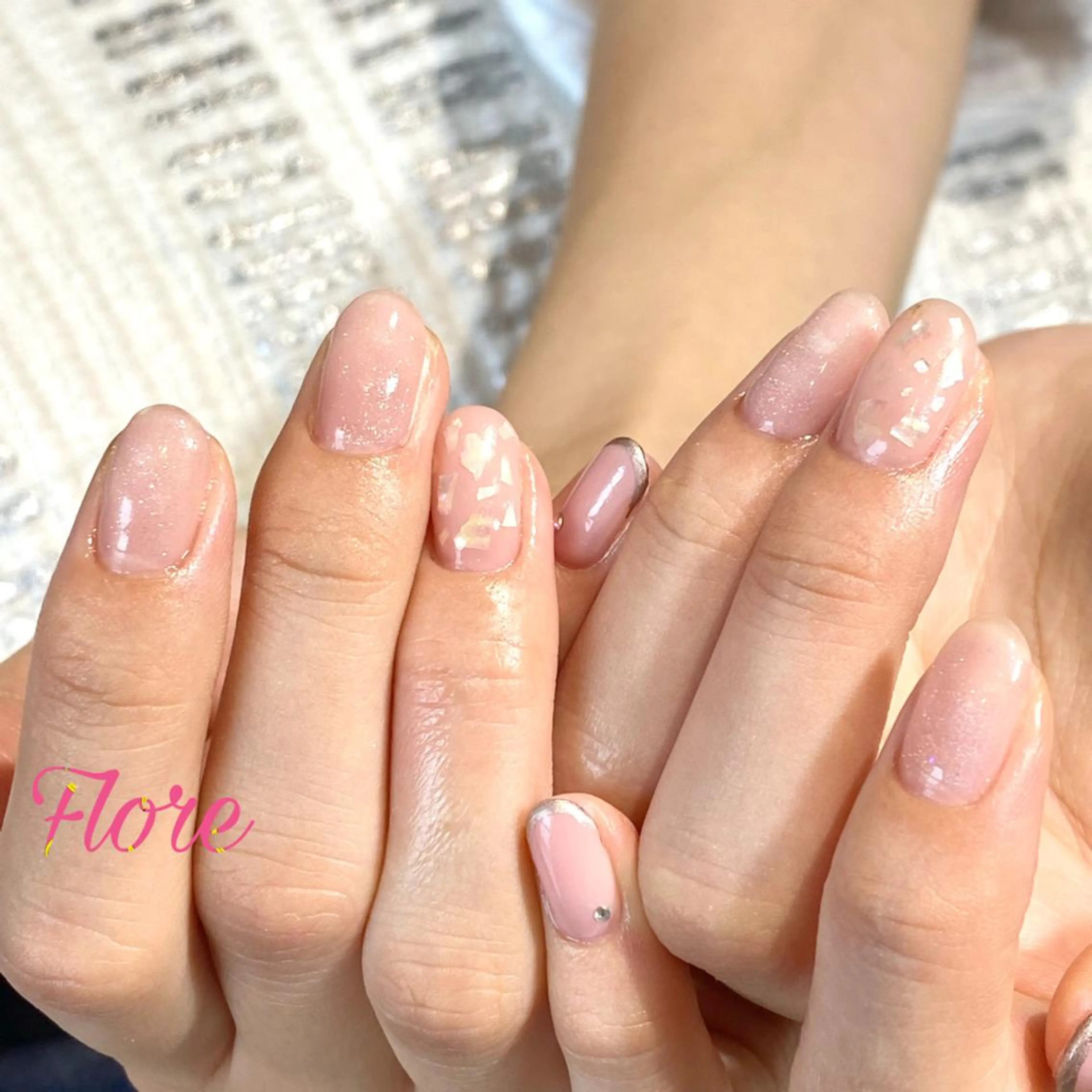 ネイル Flore (フロール)の眉毛・アイブロウイメージ