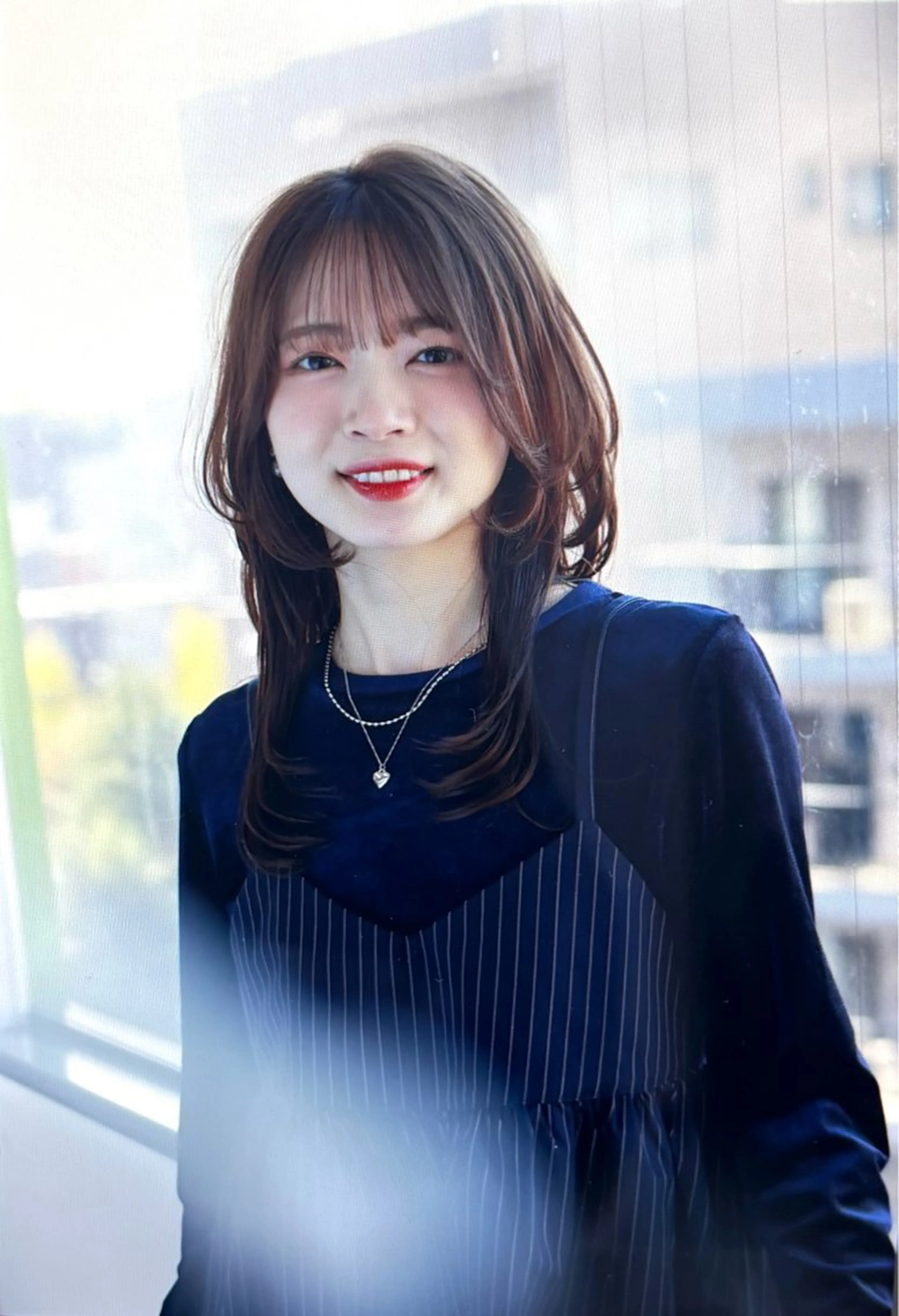 ロング カラー ハイレイヤー レイヤーカット 坂之上 愛美のヘアスタイル