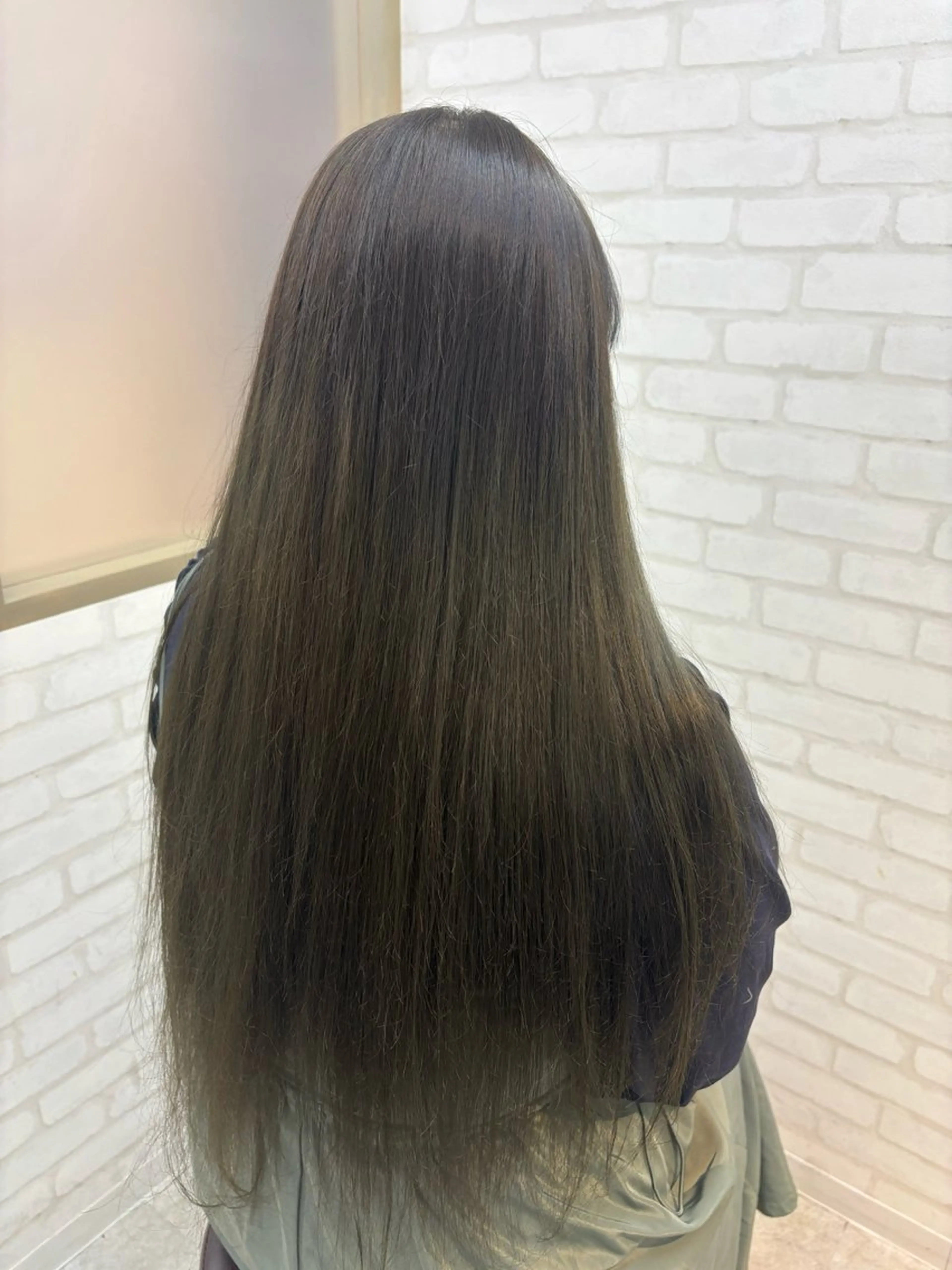 ロング カラー ヘアカラー THETA ／tomoyaのヘアスタイル