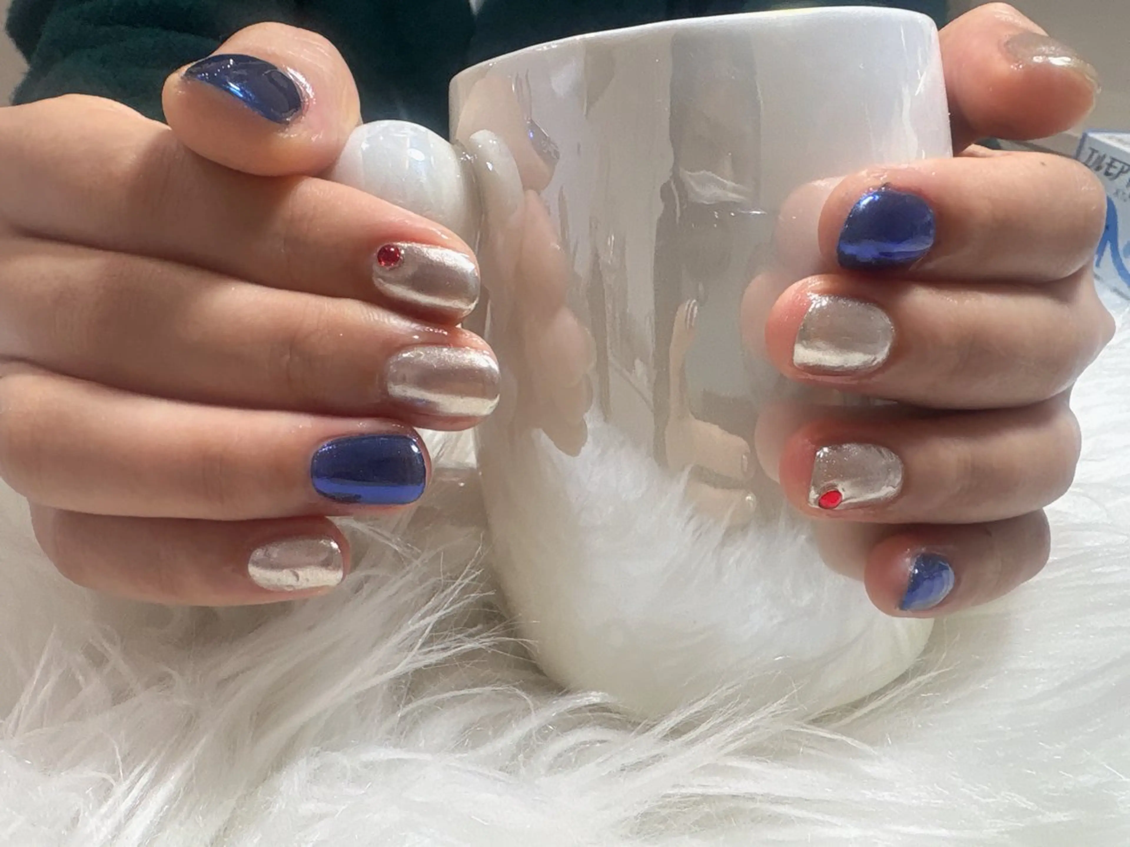 ネイル ミラーネイル Fukuda シュウのネイルデザイン