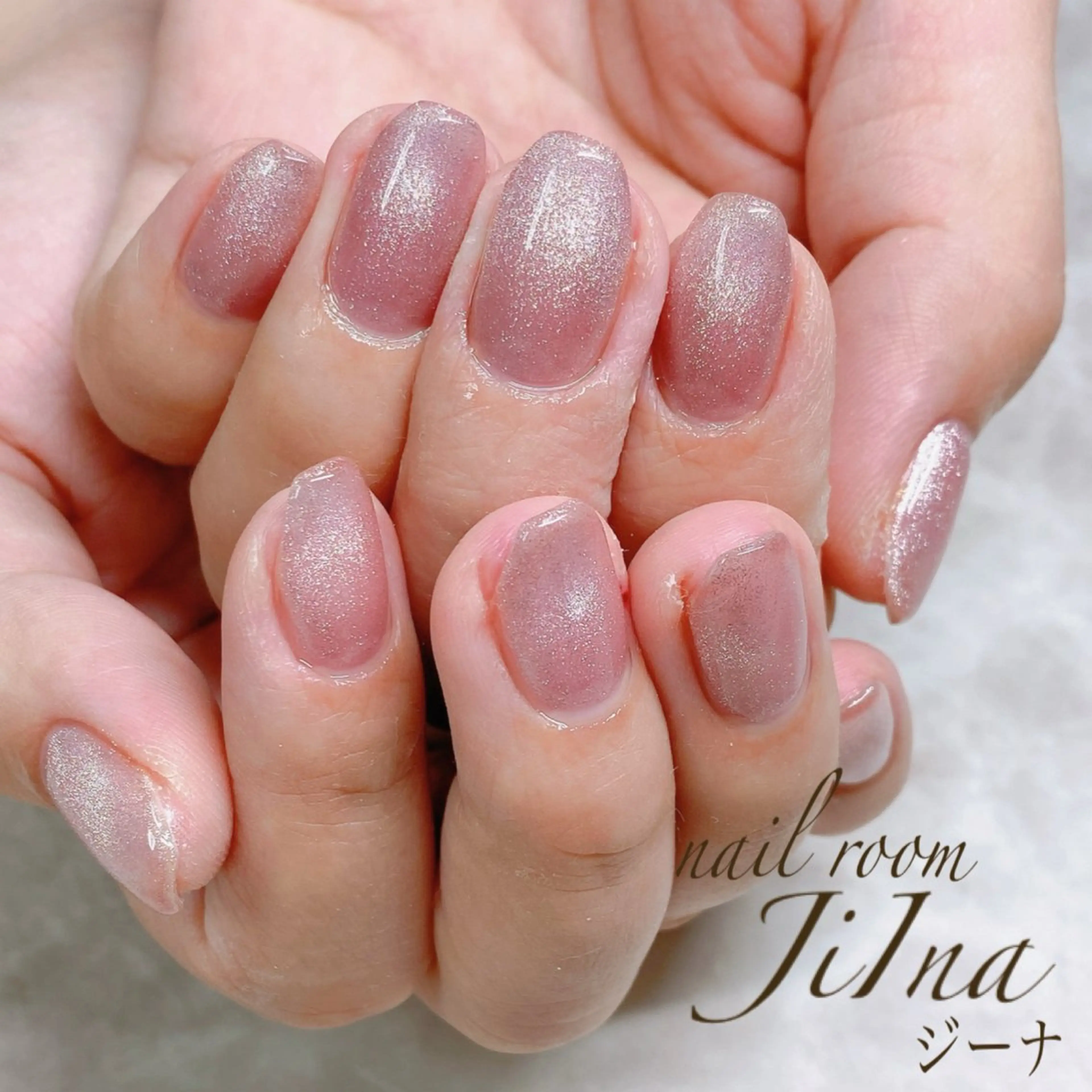 ネイル マグネットネイル JiIna nailのネイルデザイン