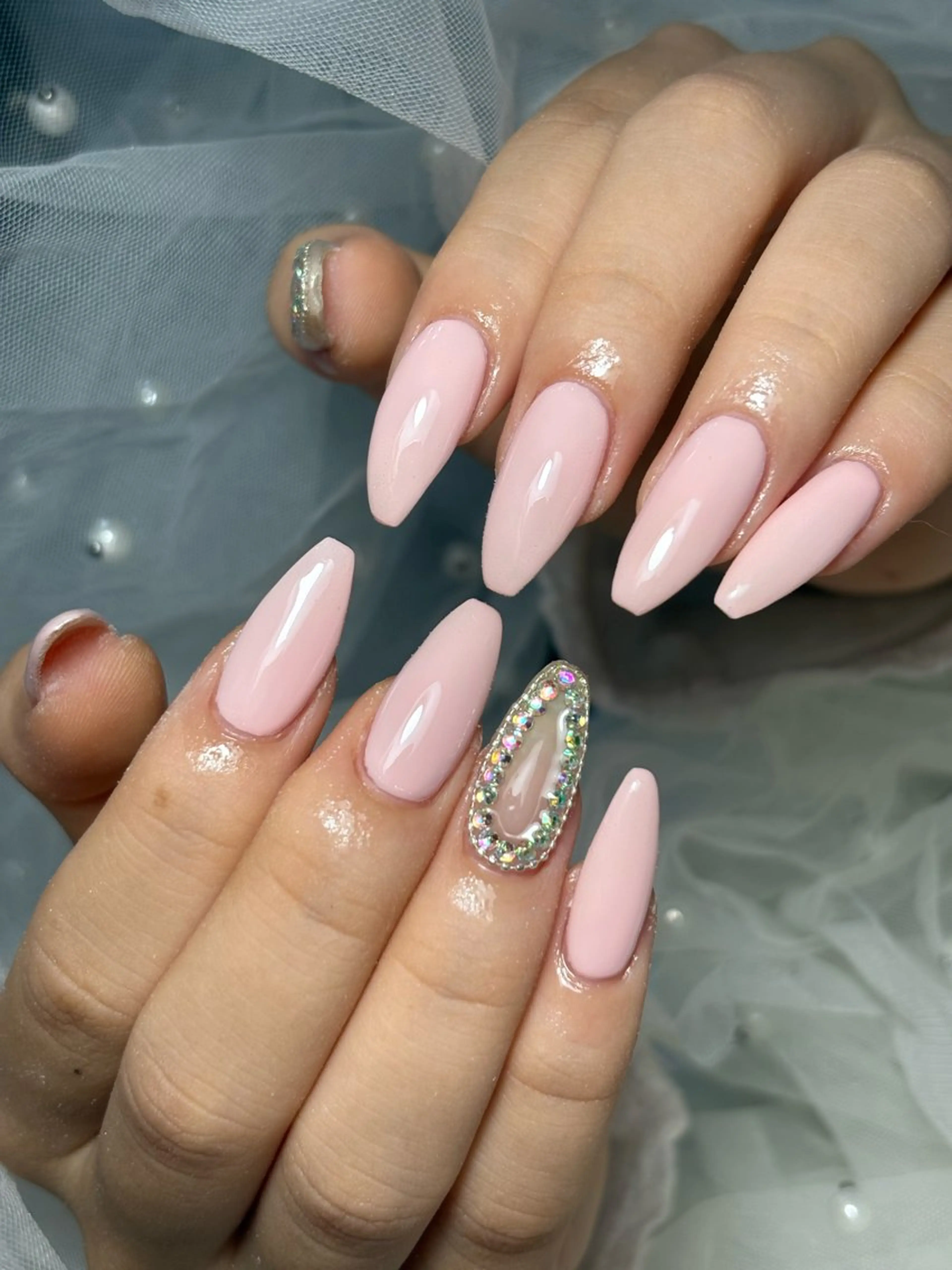 ネイル ハンドネイル フットネイル ✴︎ Delightのネイルデザイン