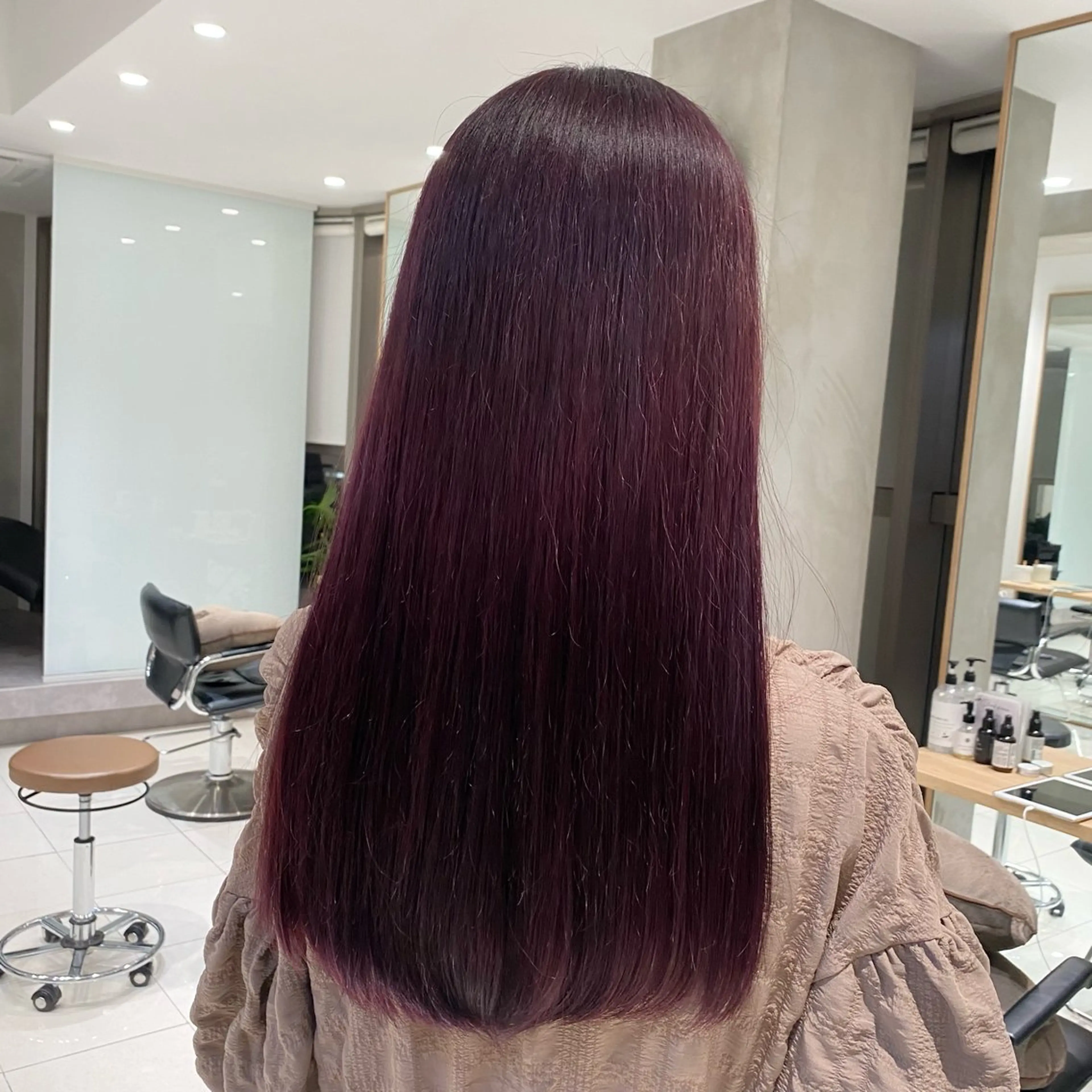 ロング カラー 短めショートカット カットモデルのヘアスタイル