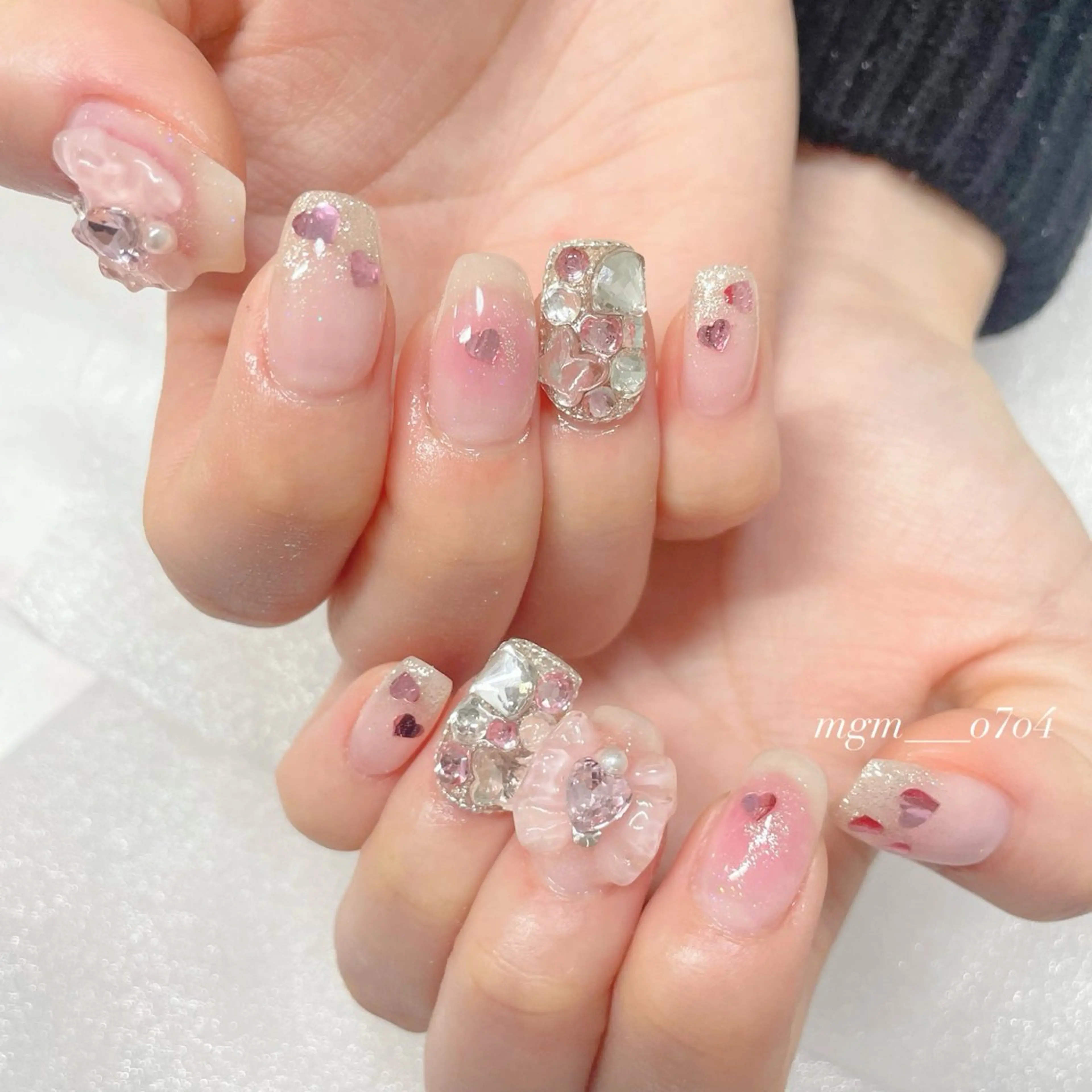 ネイル ハンドネイル ハンドケア MoON...❤︎ MeGuのネイルデザイン