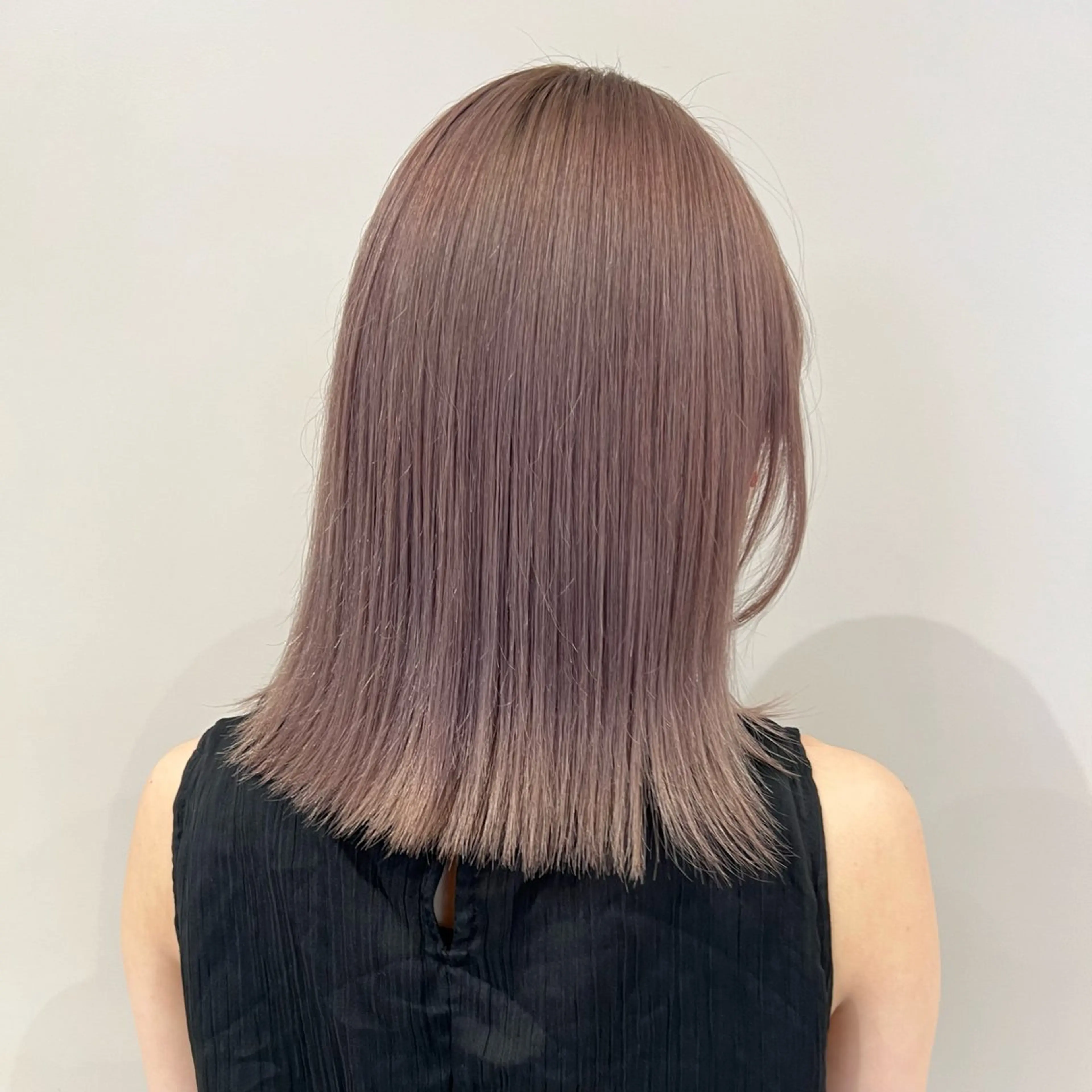 カラー Roops所属・たなか みうのヘアスタイル