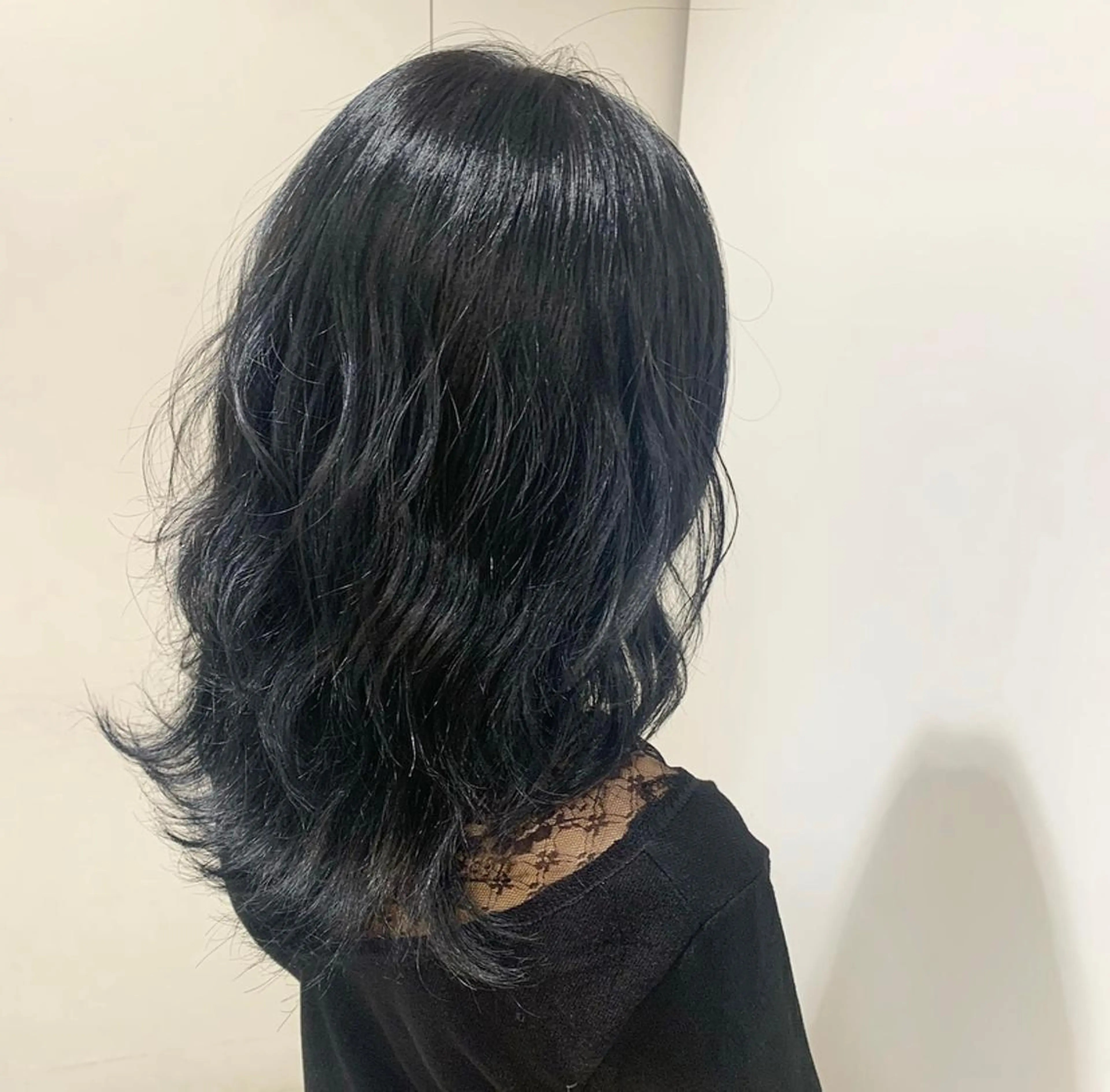 カラー 山口 莉奈のヘアスタイル