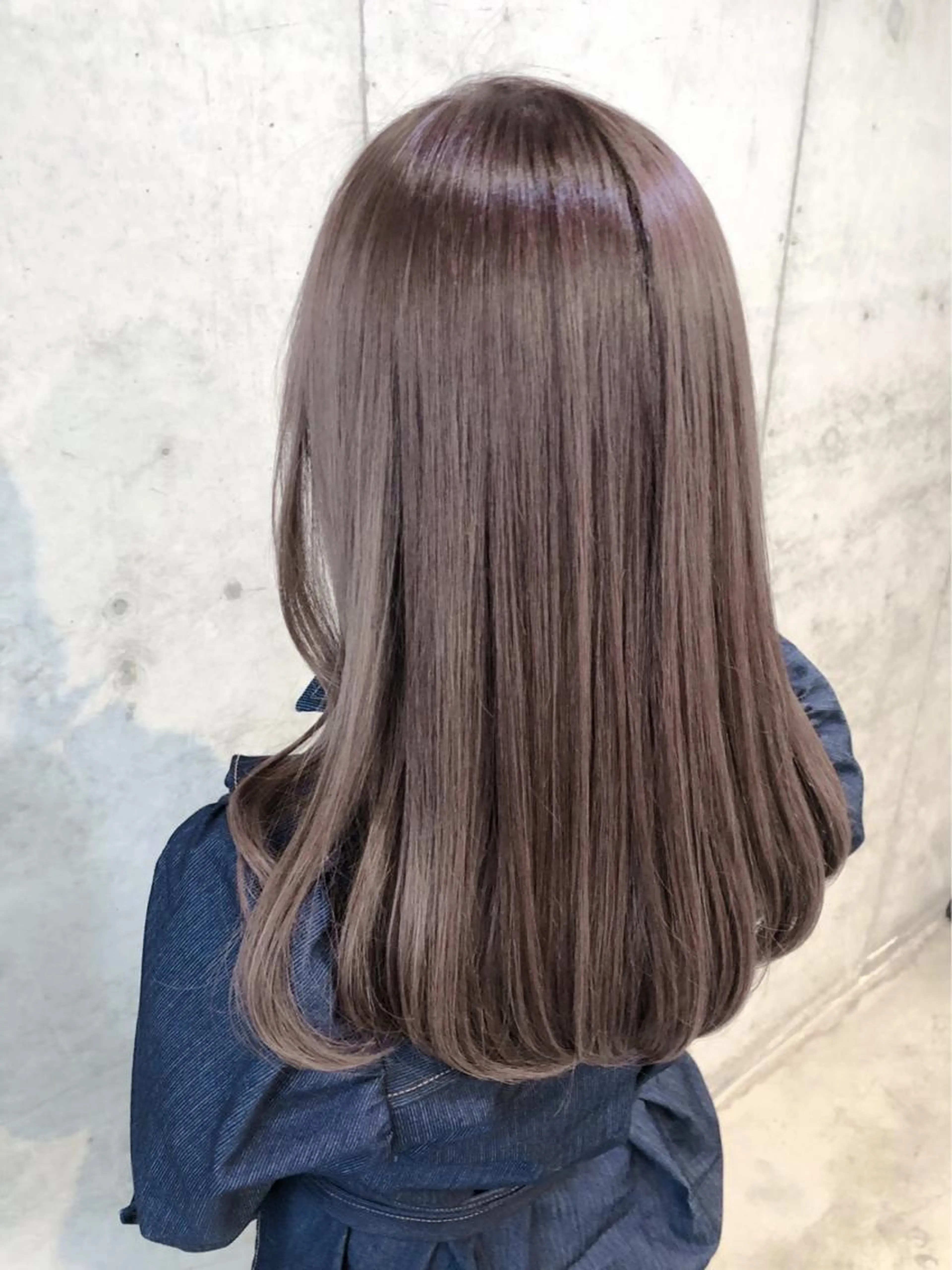 カラー+トリートメント(韓国風🇰🇷ヘアカラーと🫧2step内部補修COTAトリートメント🩵)の写真