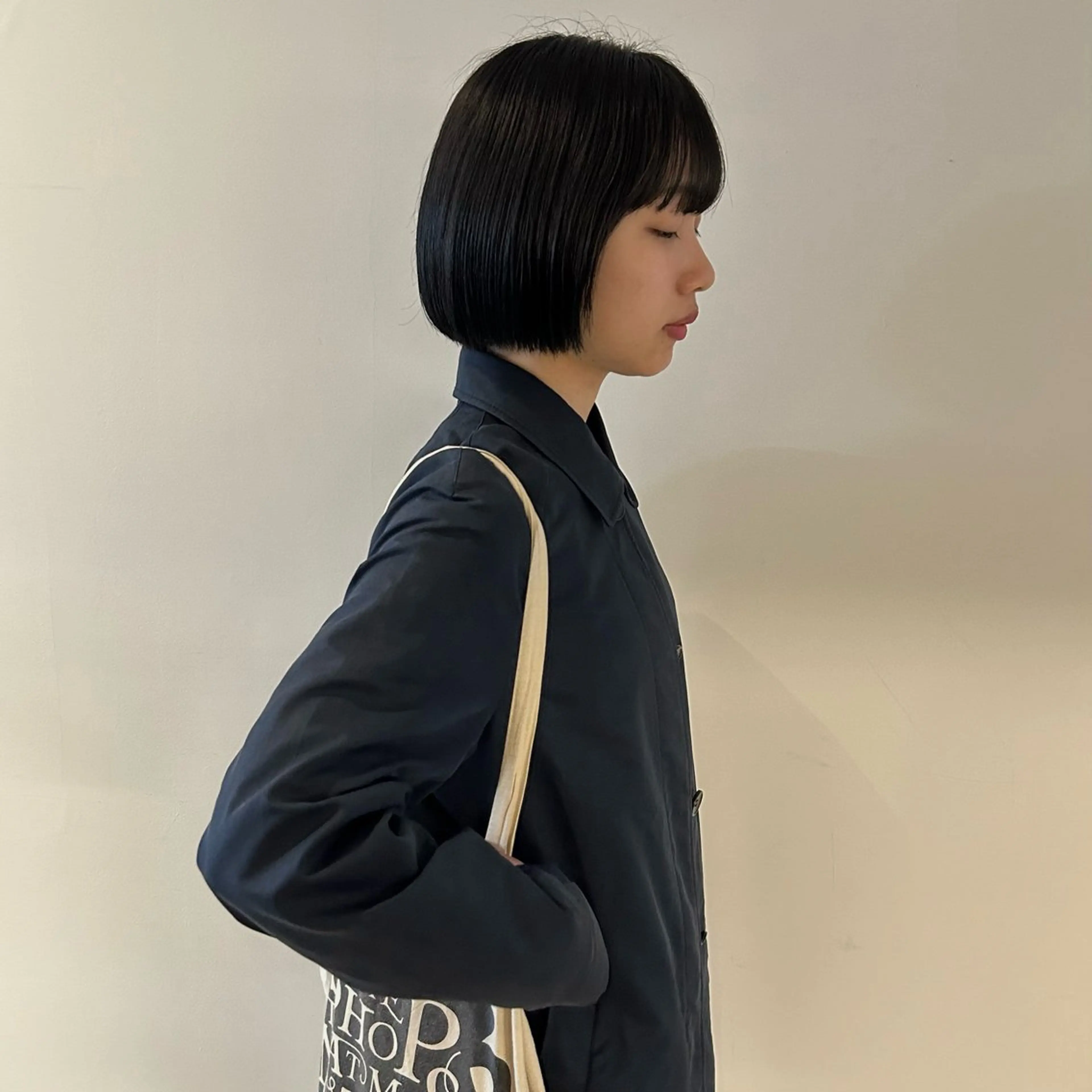 ショート カラー ブリーチ ケアブリーチ 透明感カラー ダブルカラー ブリーチなしカラー ヘアカラー トリートメント nonoka オリーブ/レイヤーのヘアスタイル