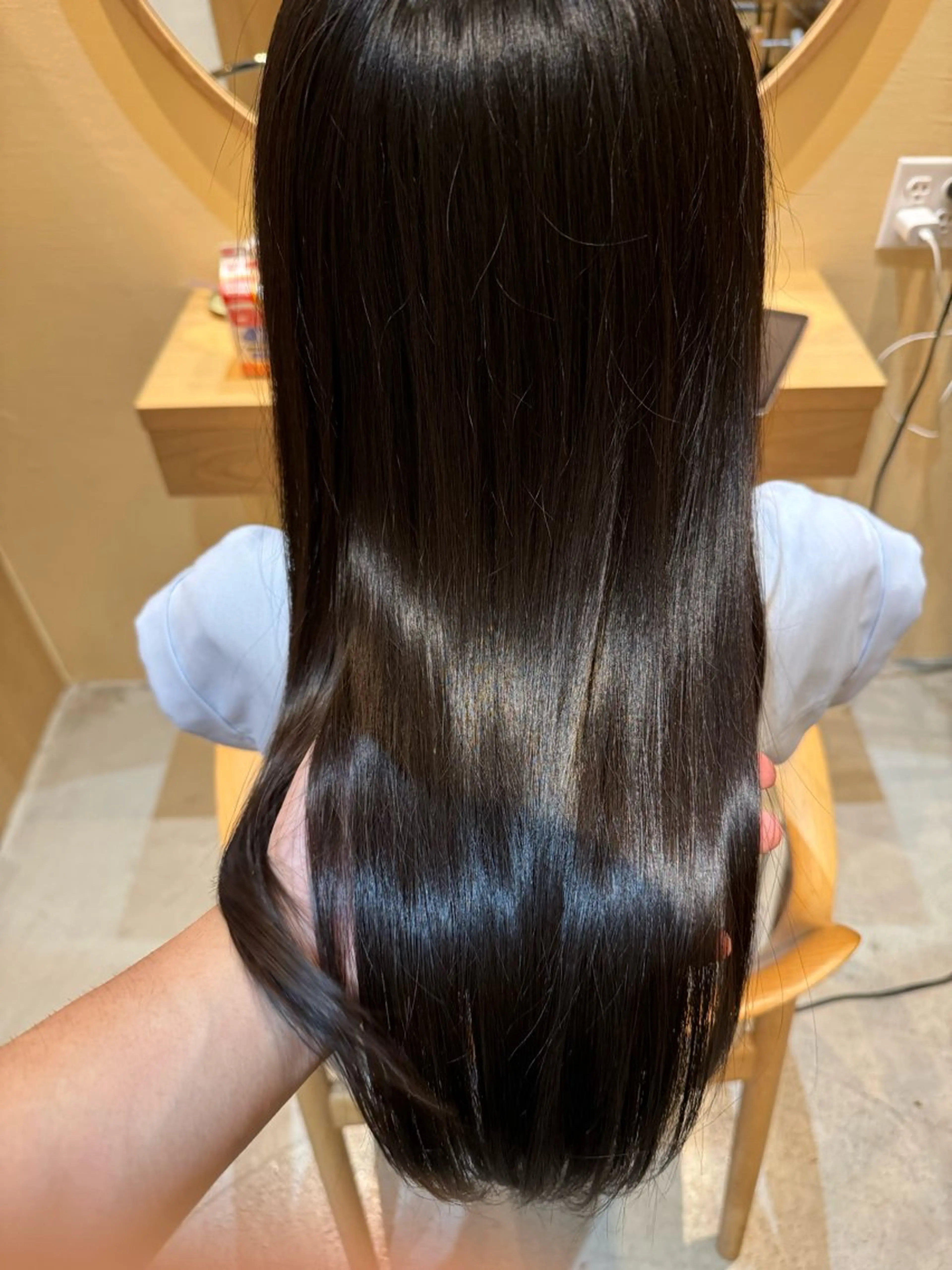 セミロング カット トリートメント 美髪 透明感カラーSotaのヘアスタイル