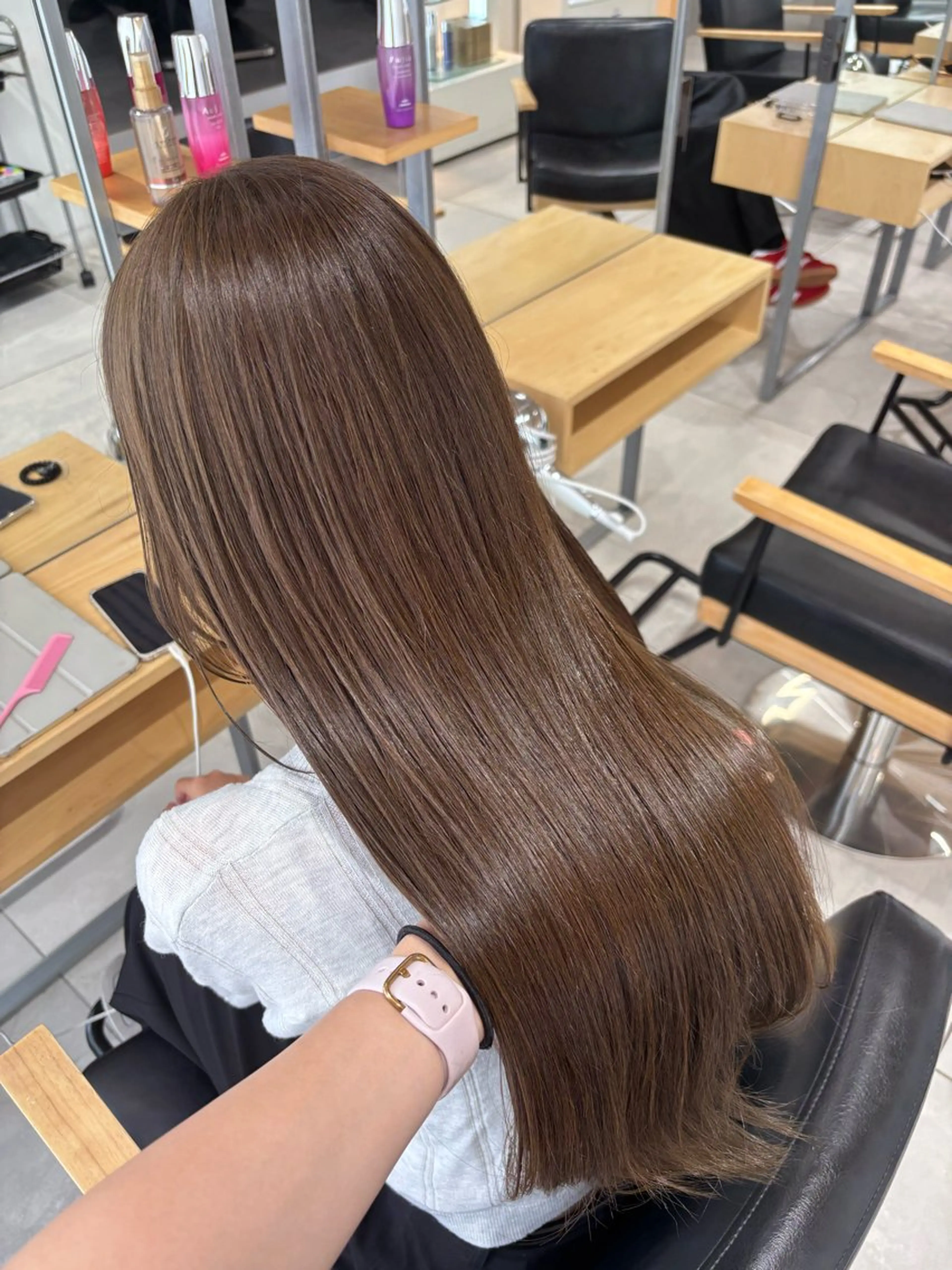 ミディアム カラー ヘアアレンジ ヘアカラー ベージュ/グレージュ 🧸あやか/表参道のヘアスタイル