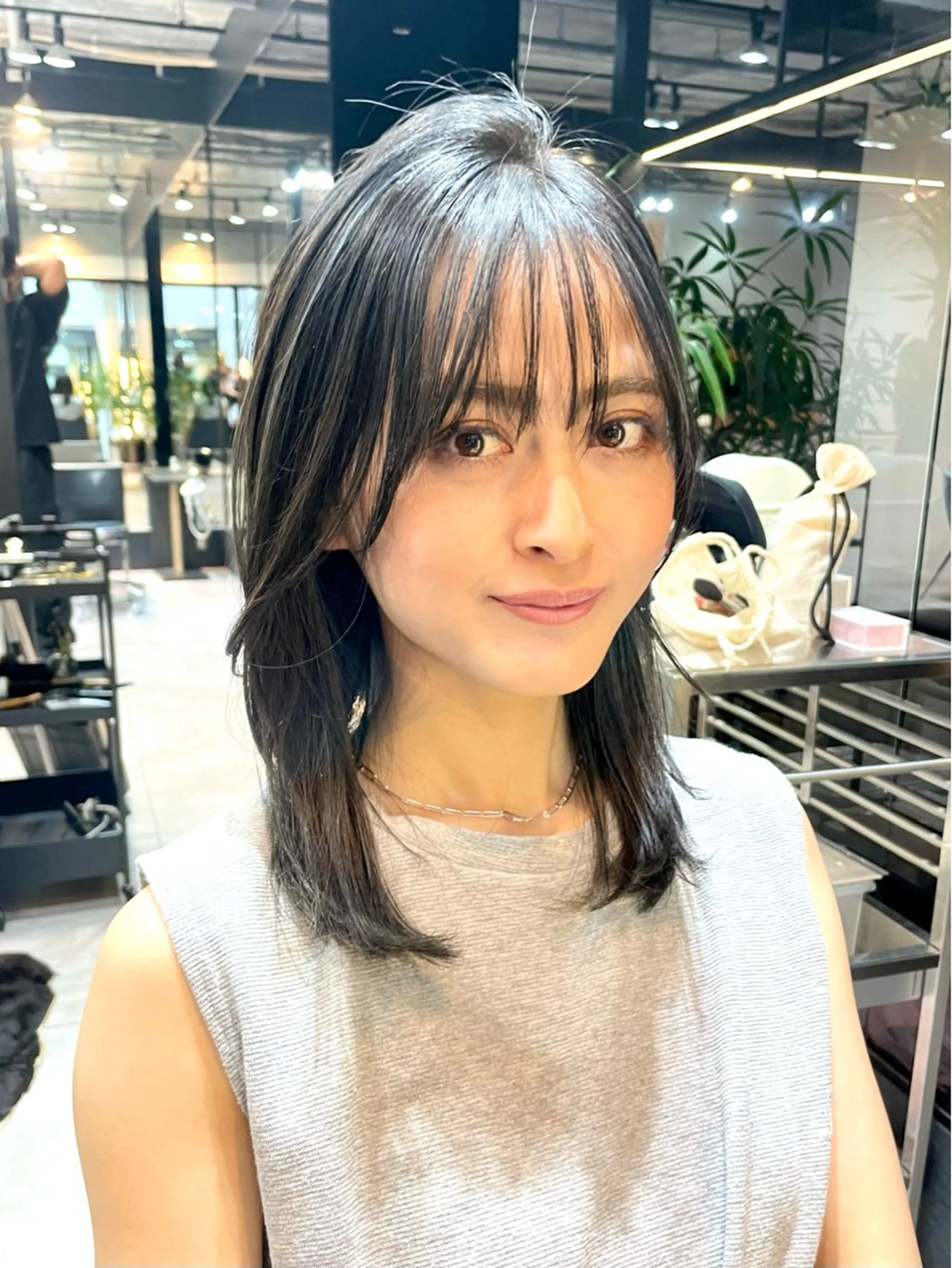 ミディアム 小田 桜のヘアスタイル