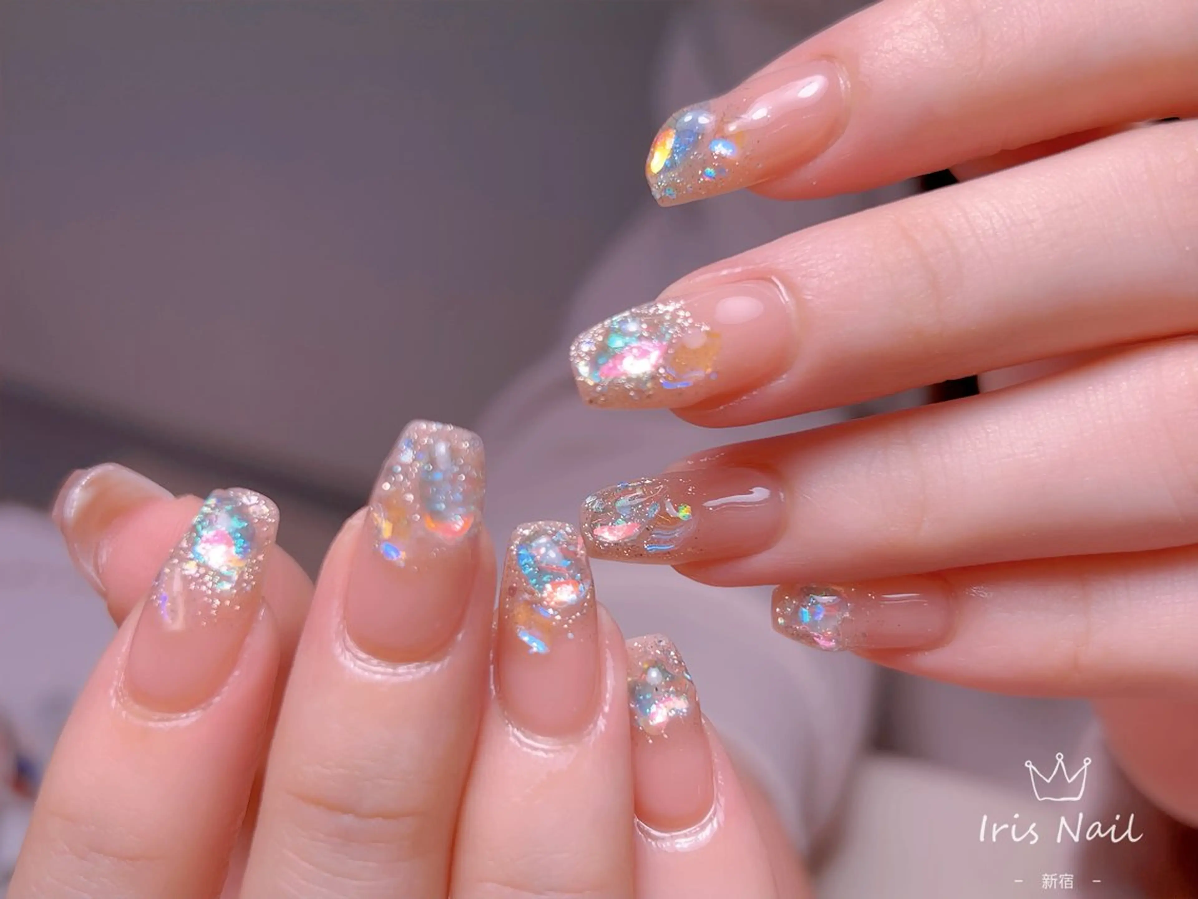 ネイル フレンチネイル ジェルネイル グラデーション 韓国ネイル マグネットネイル ハンドネイル 【長さ出し】 IRIS NAILのネイルデザイン