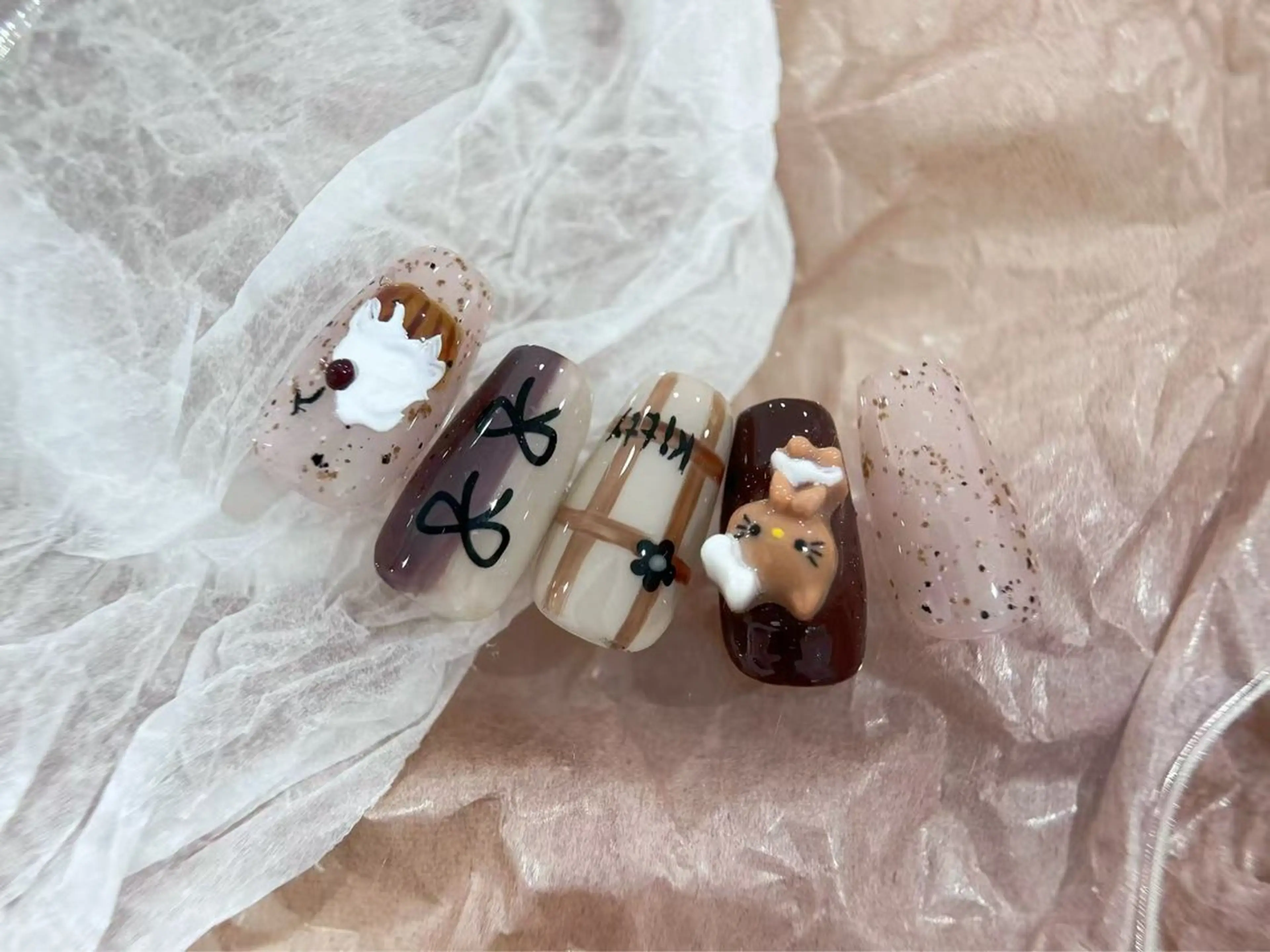 ネイル M+  Beauty Salonのネイルデザイン