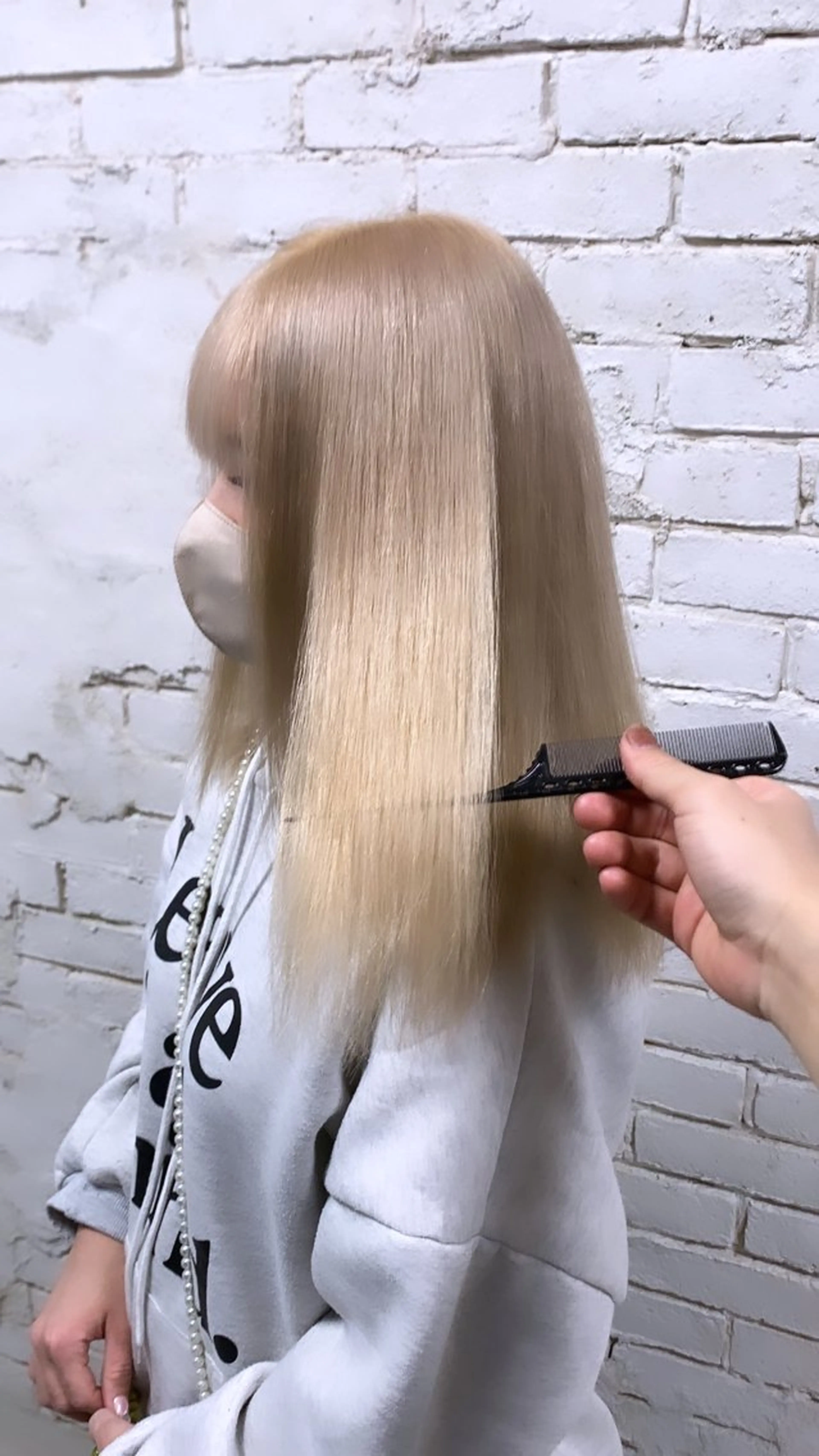 セミロング 派手髪支持率No1 Eisukeのヘアスタイル