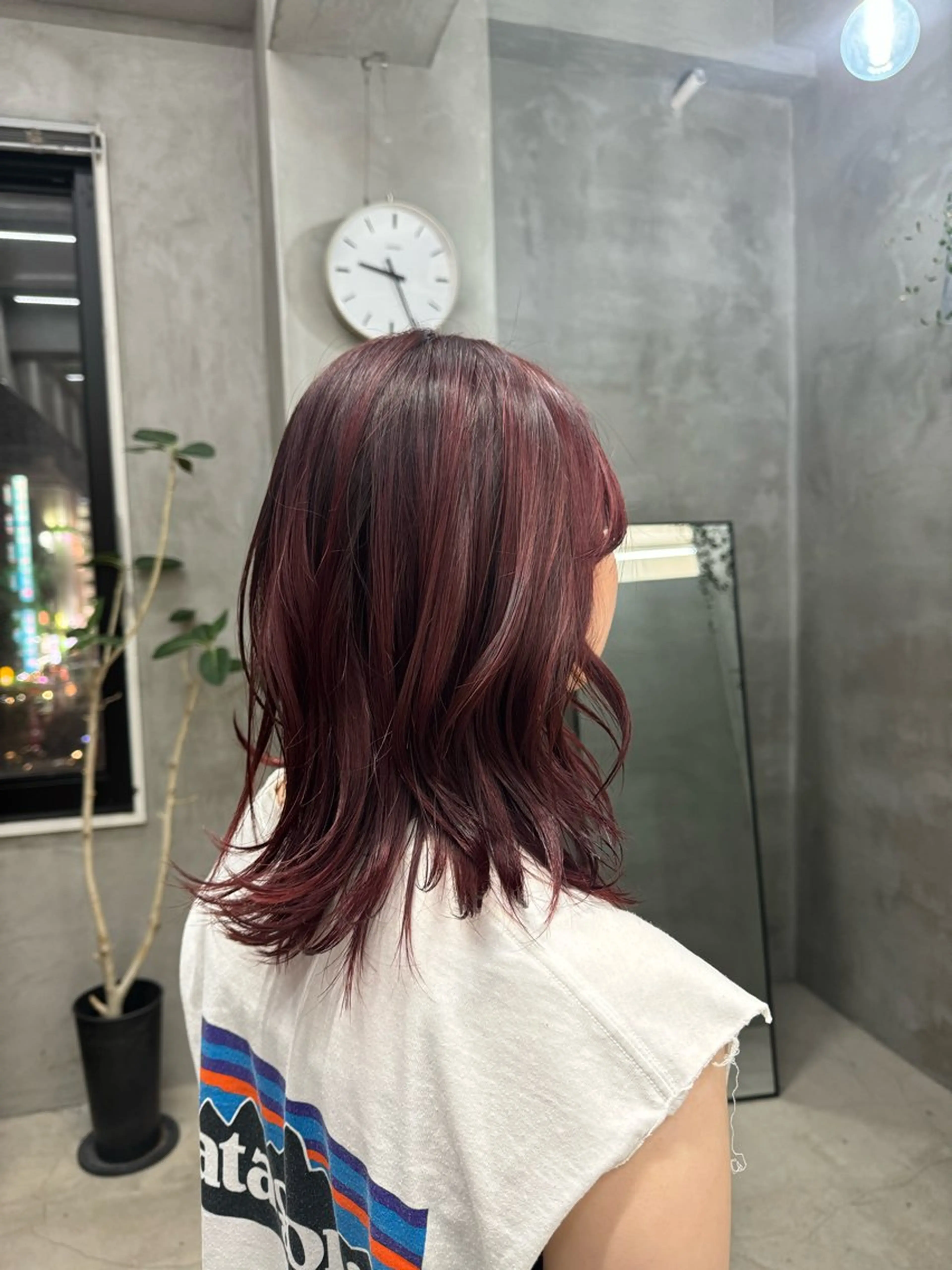 ミディアム カラー レッドカラー tetohair ありもとみゆのヘアスタイル