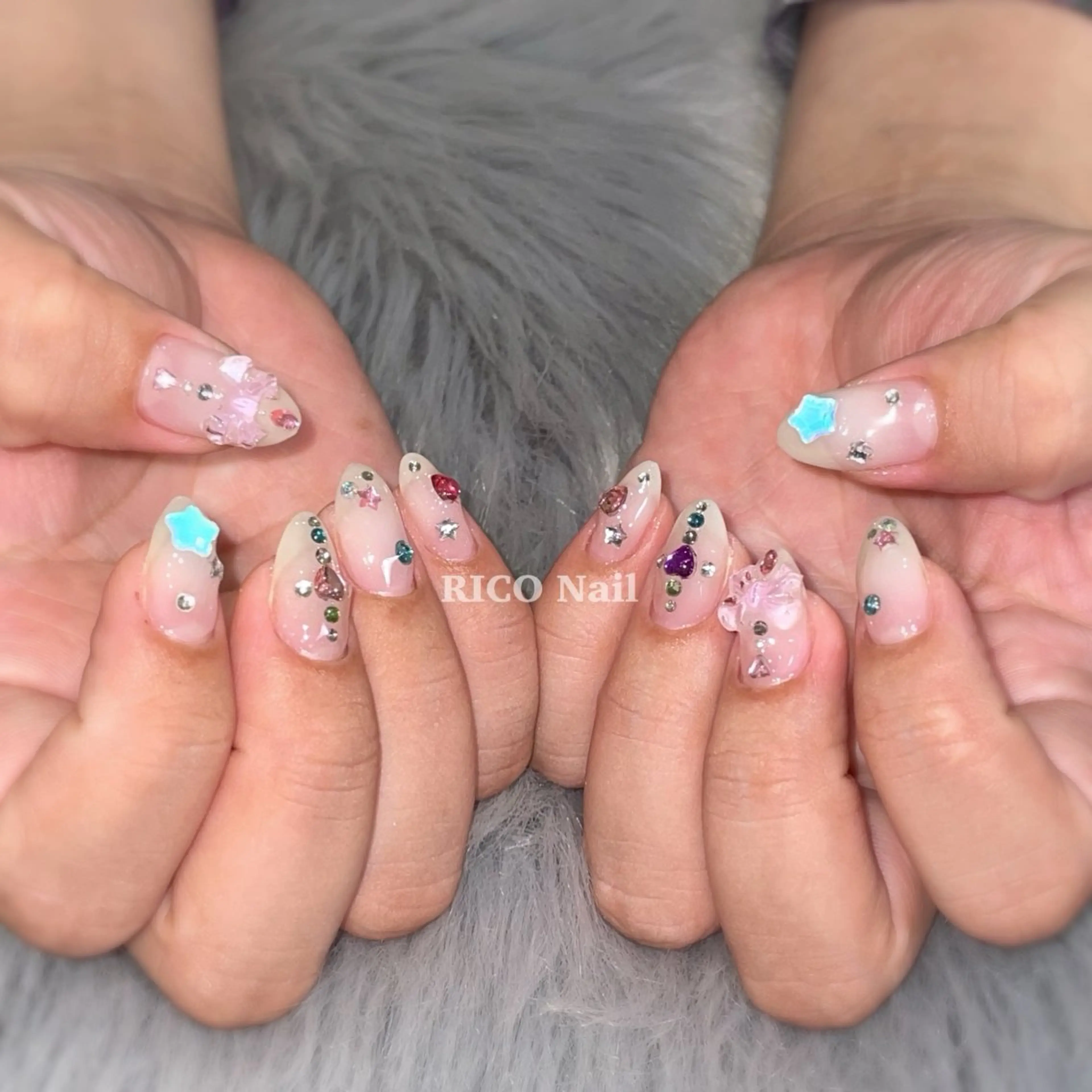 【Kirakira】ストーン、パール付け放題コース内パーツ⭕️の写真