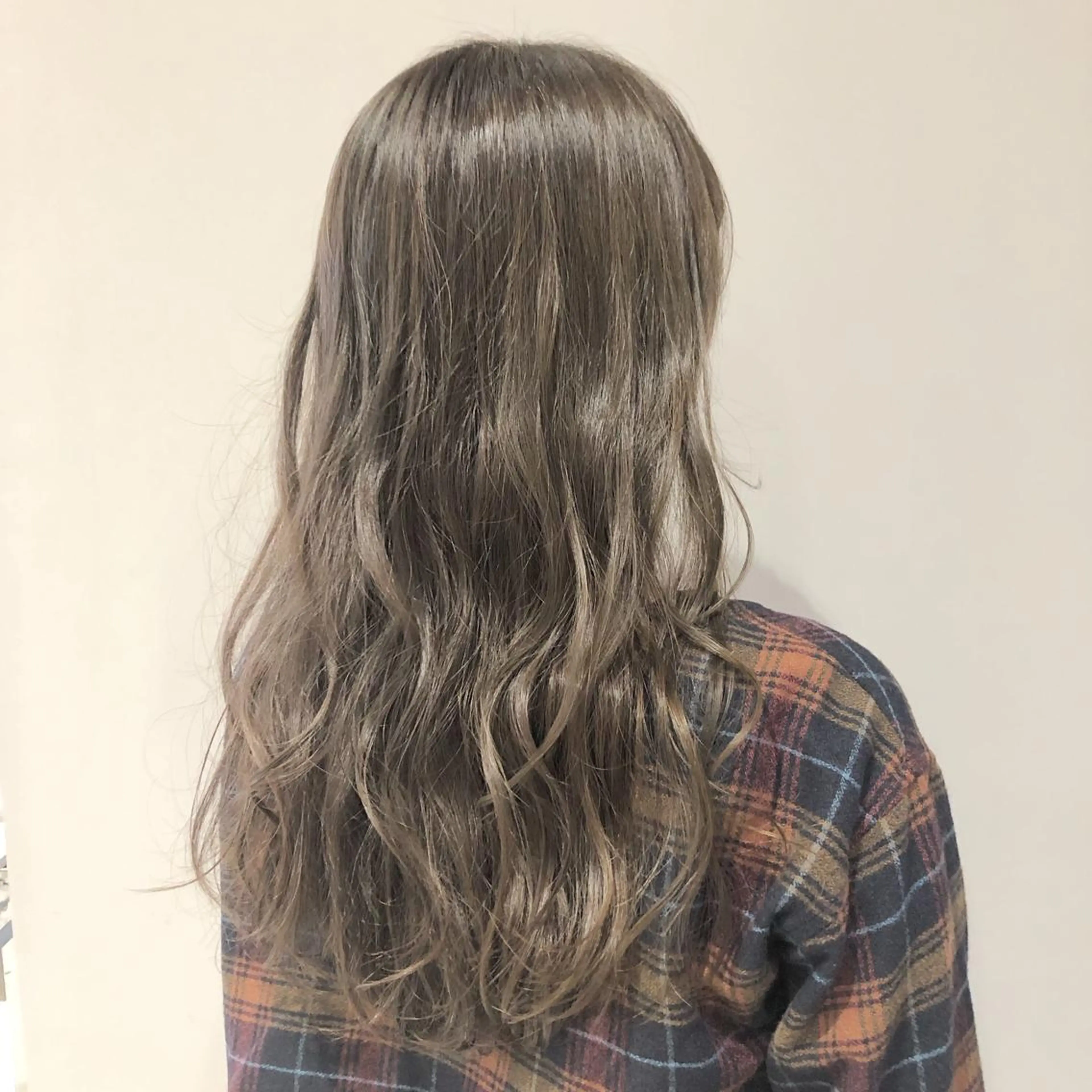 ロング カラー ヘアアレンジ yoshino yukoのマツエク・マツパデザイン