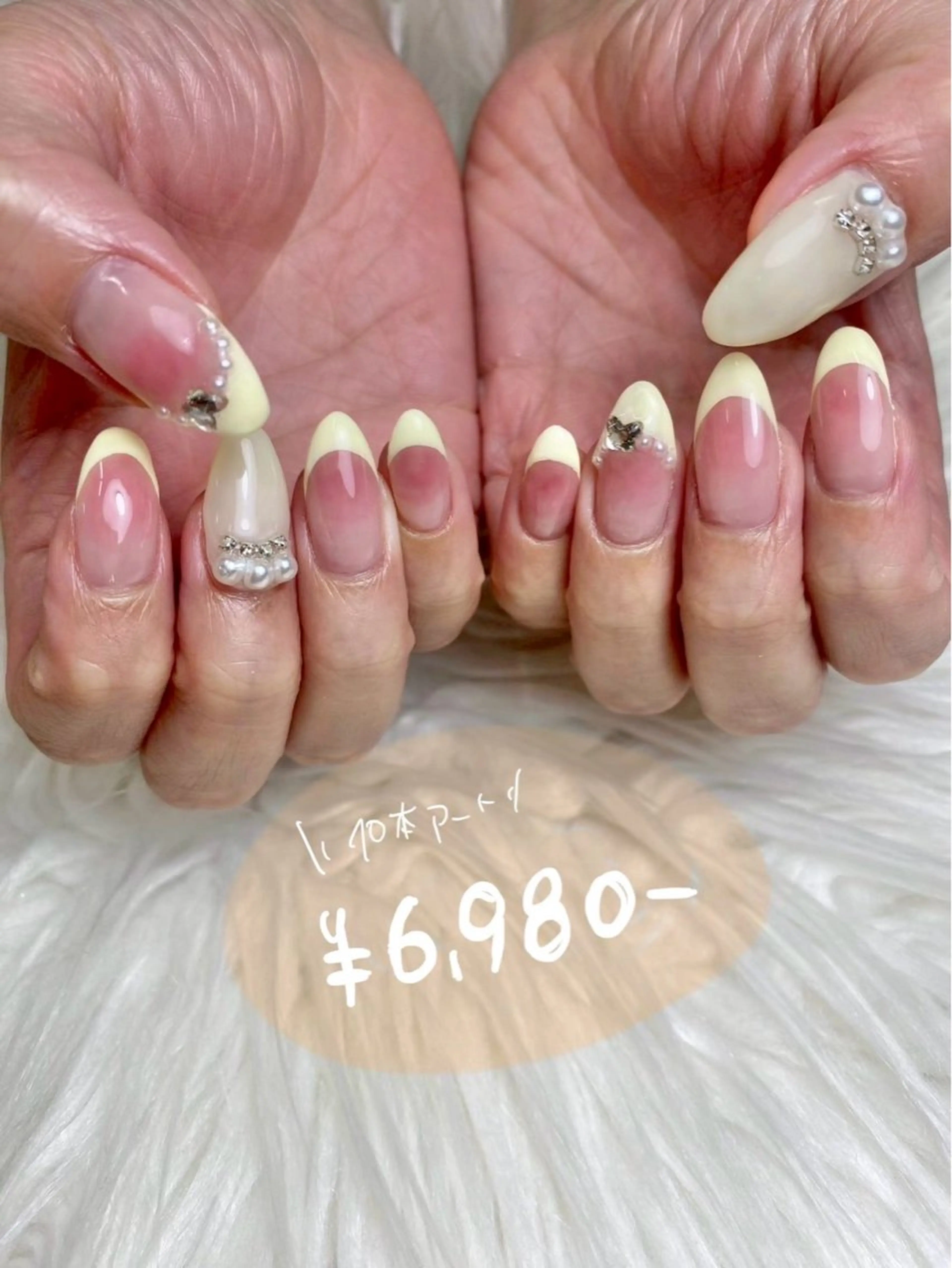 ネイル ハンドネイル フットネイル emma.nail kanakoのネイルデザイン