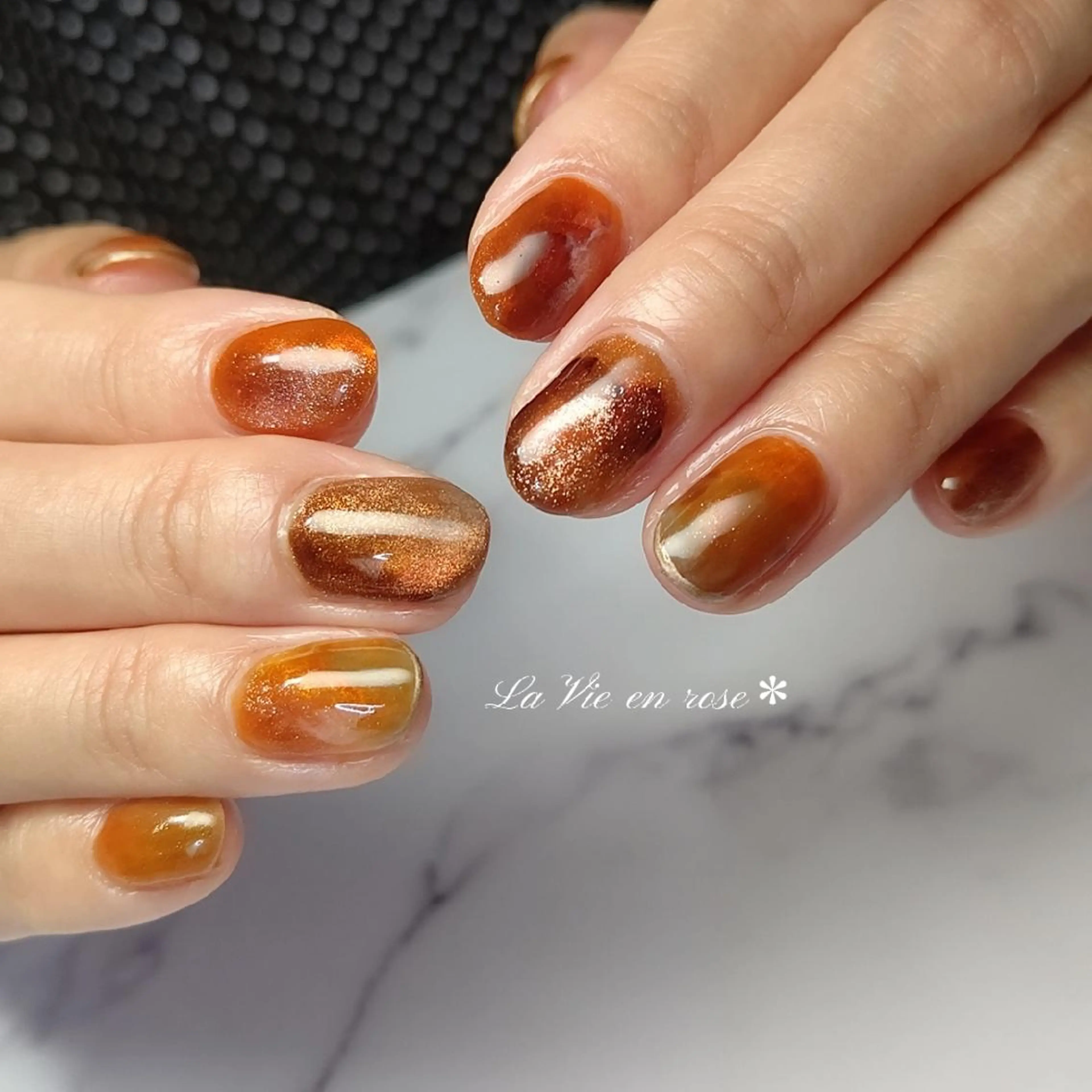 ネイル ニュアンスネイル ラヴィアン ローズのネイルデザイン