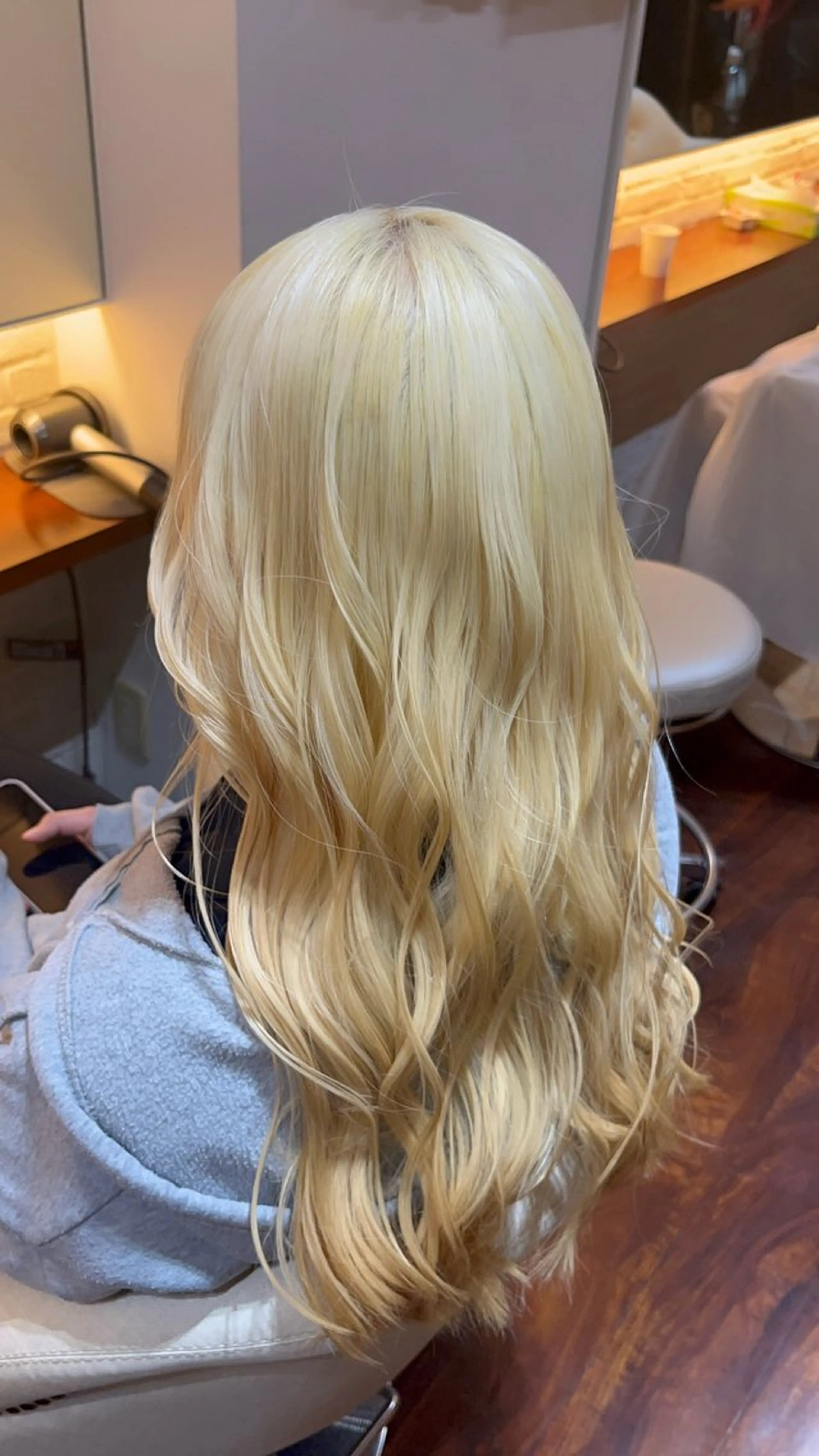 ロング ヘアカラー トリートメント CoCooN TAKUMAのヘアスタイル