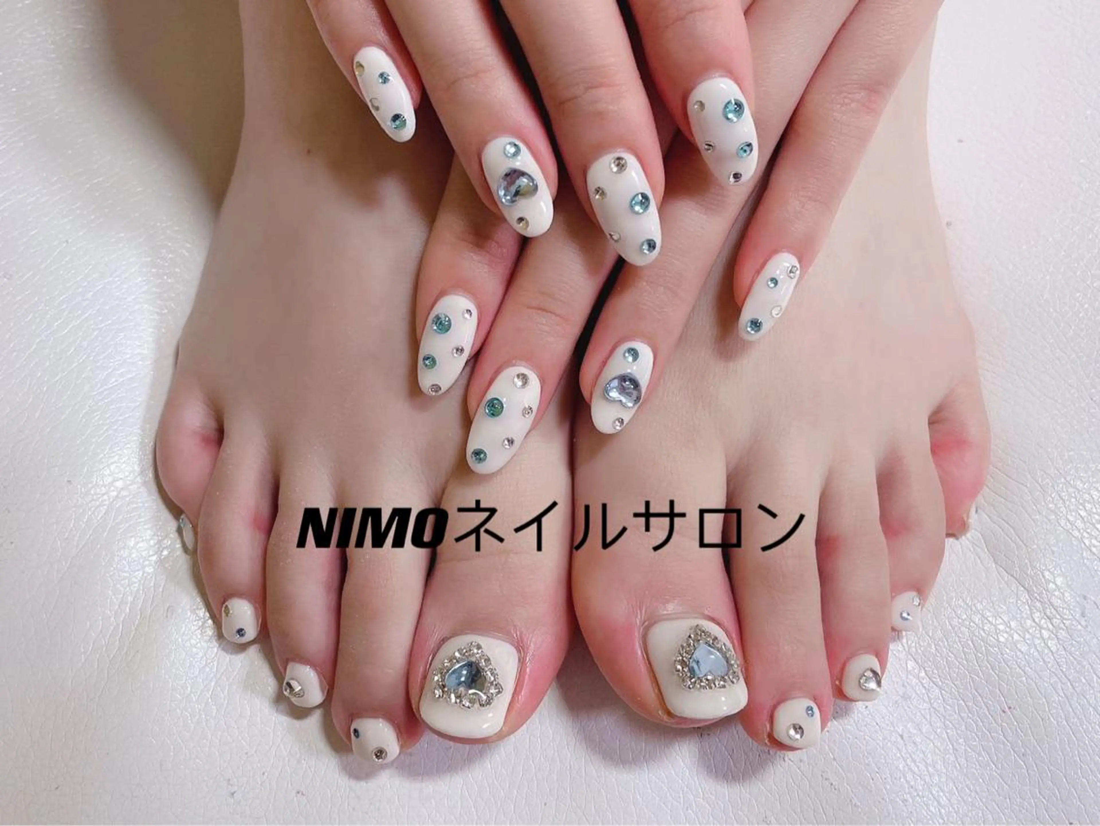 カラー ネイル ハンドネイル フットネイル ハンドケア NIMO ネイルサロンのネイルデザイン