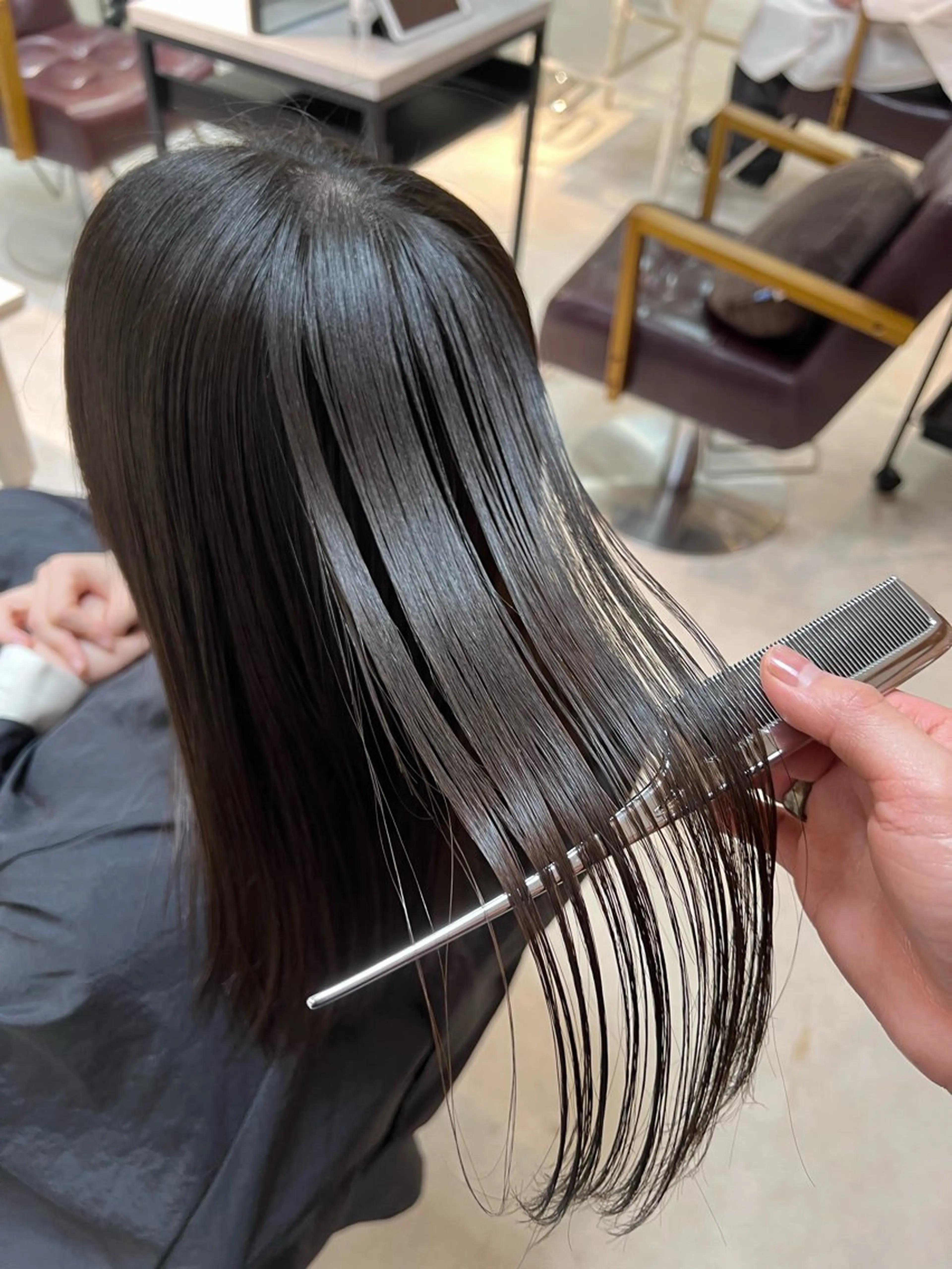 ロング 縮毛矯正 カット 縮毛矯正 トリートメント OMAE🫧 クセ毛全て無くせますのヘアスタイル