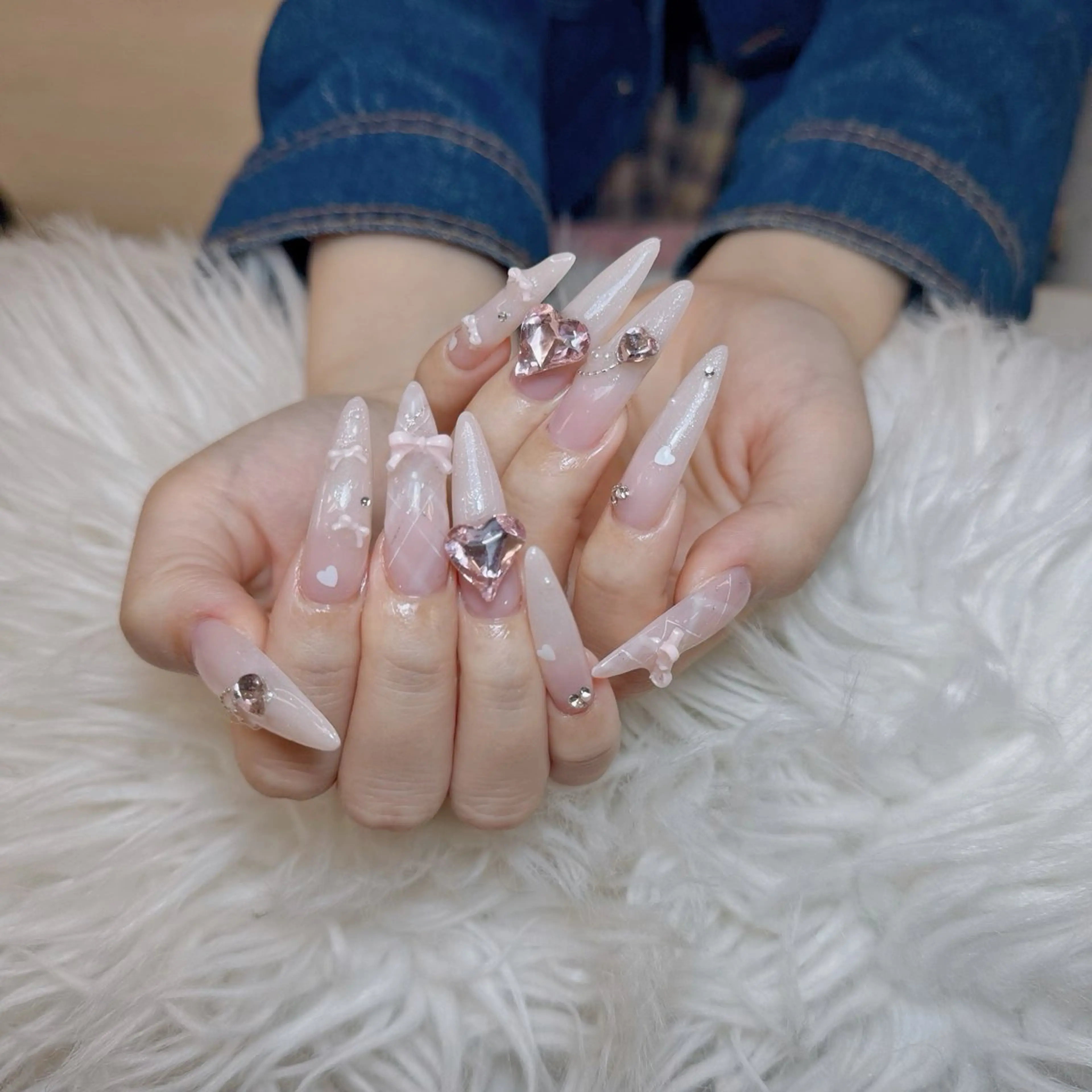 ネイル ハンドネイル ハンドケア Anh Nail 歌舞伎町のネイルデザイン