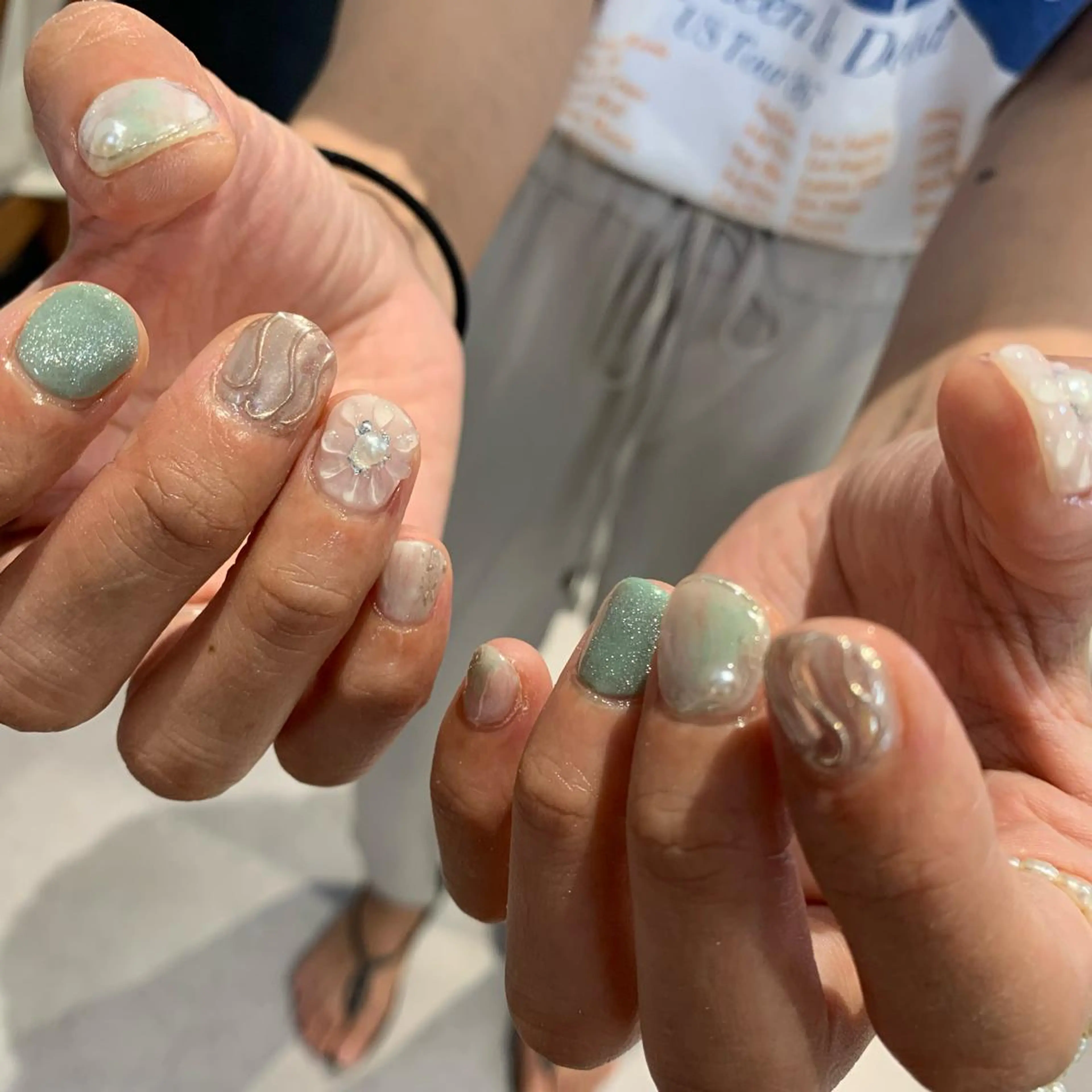 ネイル ぷっくりネイル マキノ ユイのネイルデザイン