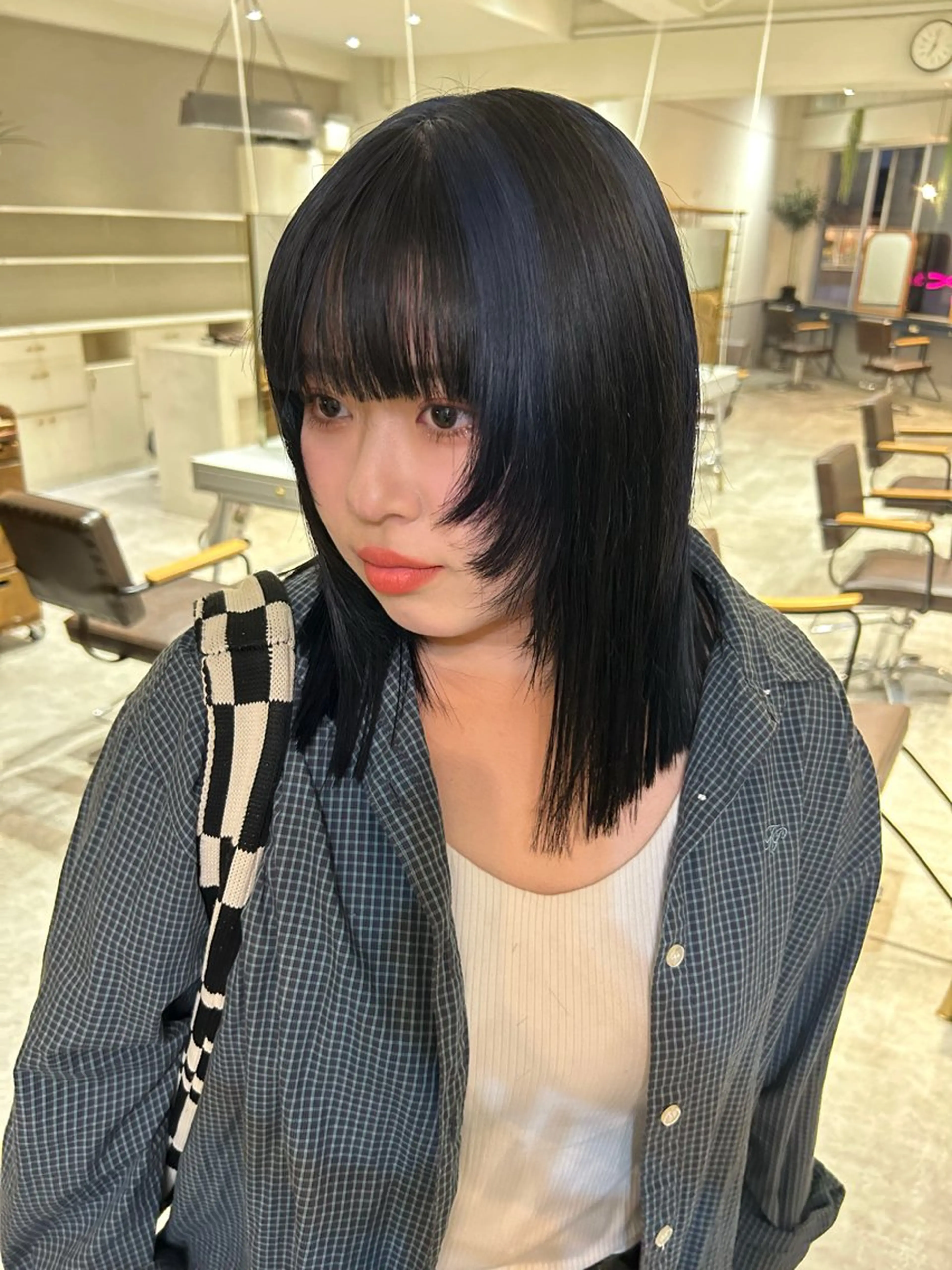 セミロング 薄暮 マツイ　レンのヘアスタイル