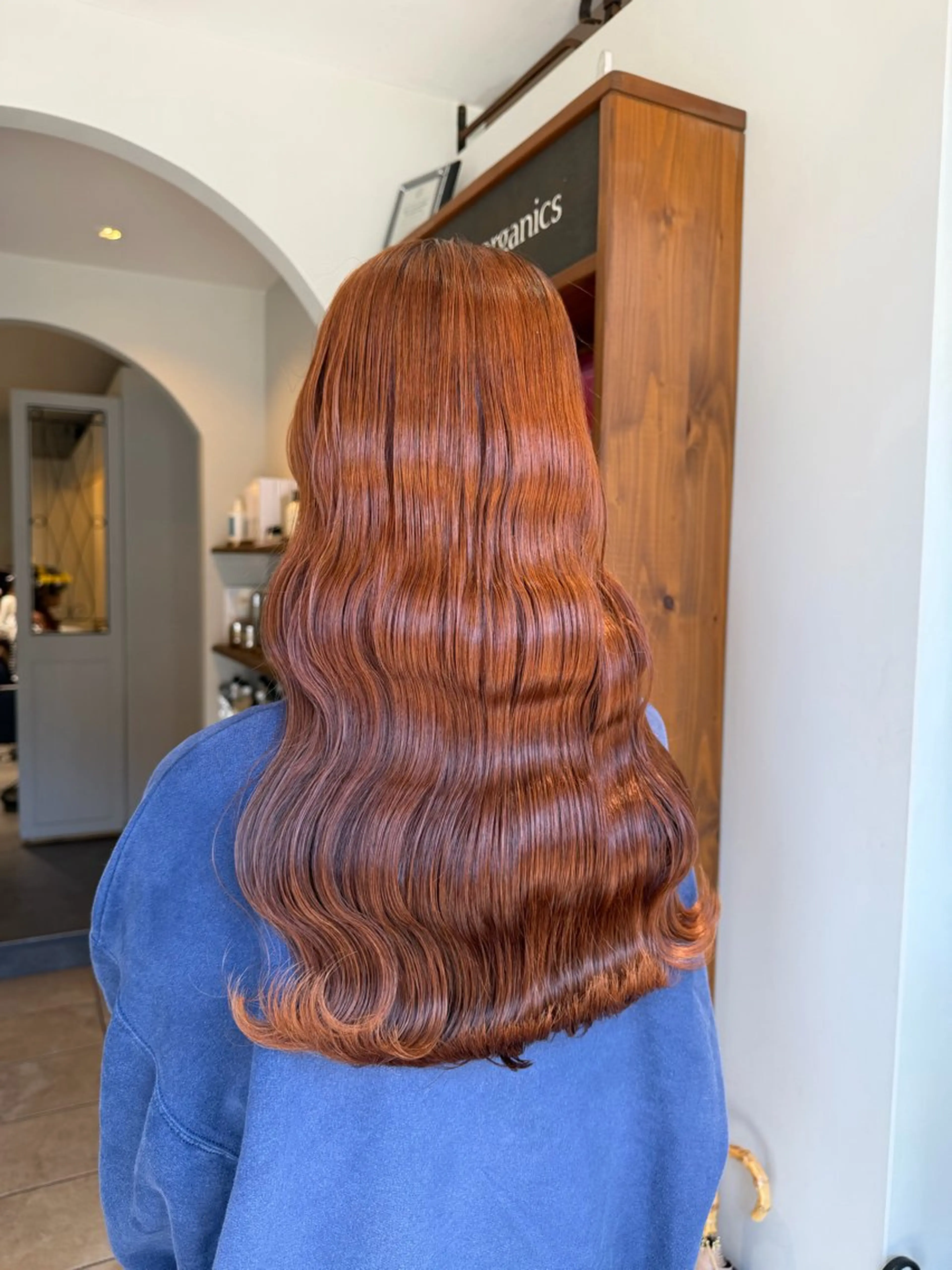 カラー ブラウンカラー オレンジ オレンジブラウン 岩切 美海のヘアスタイル