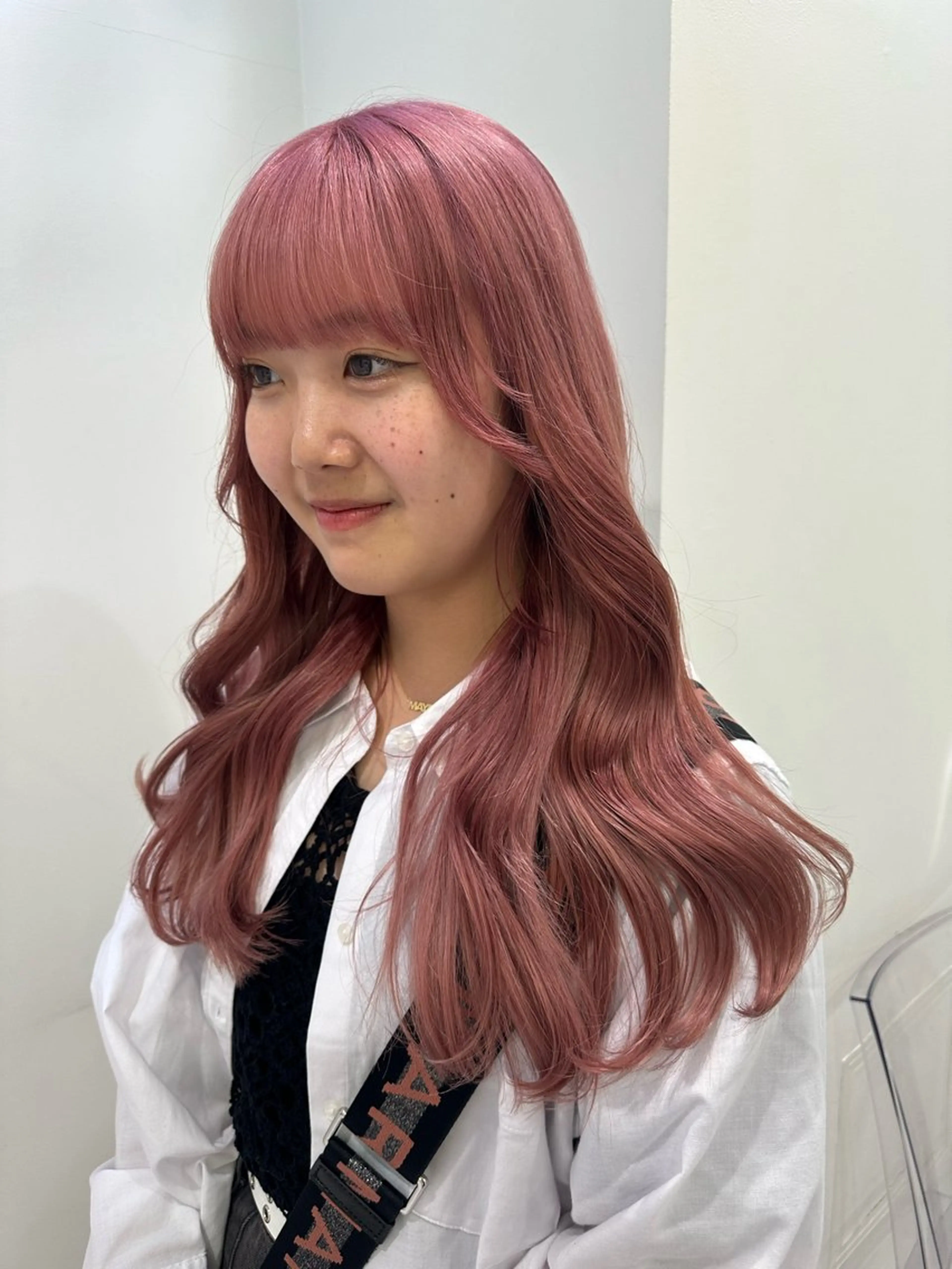 ロング カラー ベージュカラー ピンクカラー ピンクベージュ ヘアカラー トリートメント 渋谷/透明感カラー /半個室/こうめいのヘアスタイル