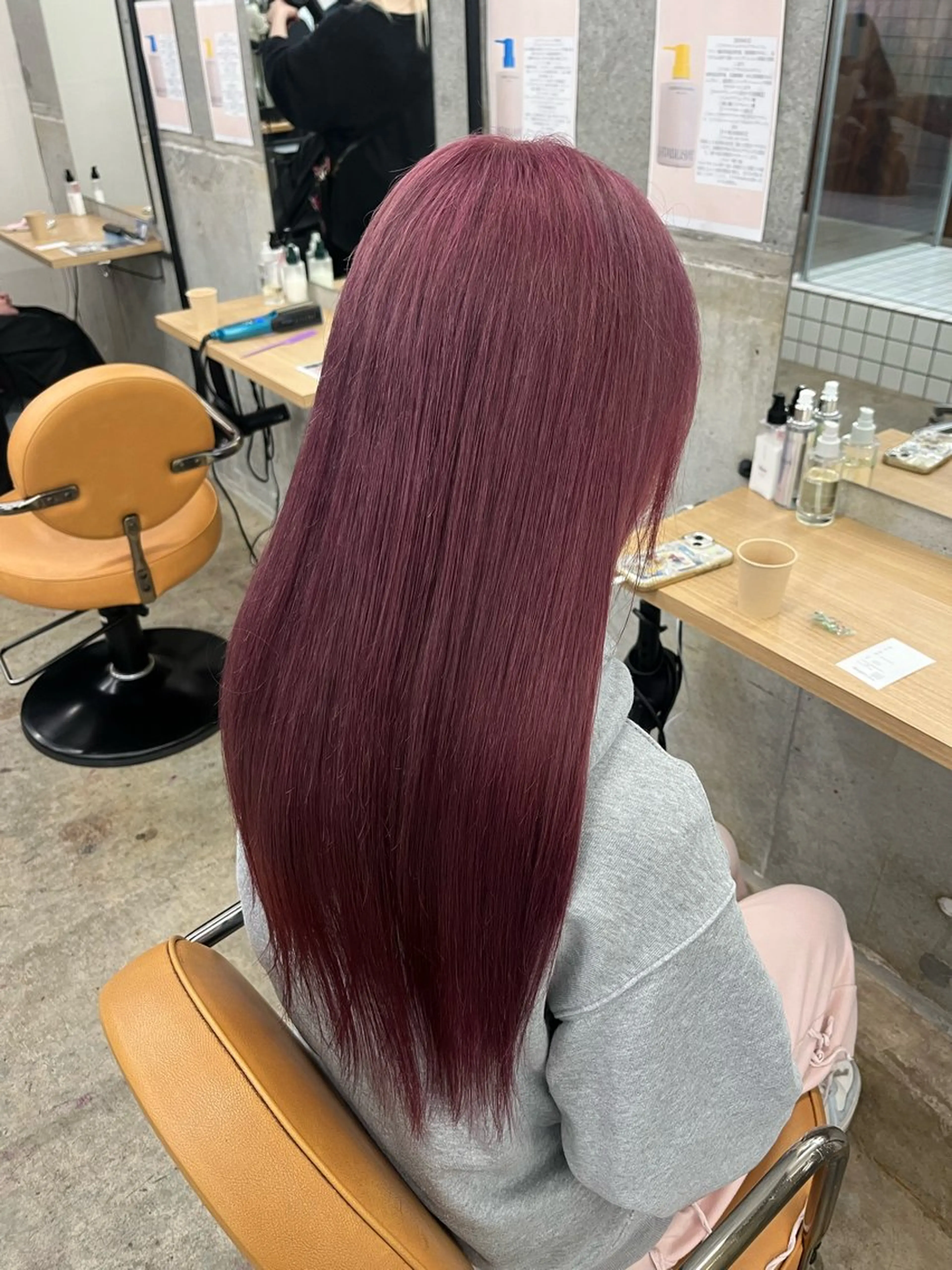 カラー ヘアカラー トリートメント ブリーチカラー×艶 🍨mihoのヘアスタイル