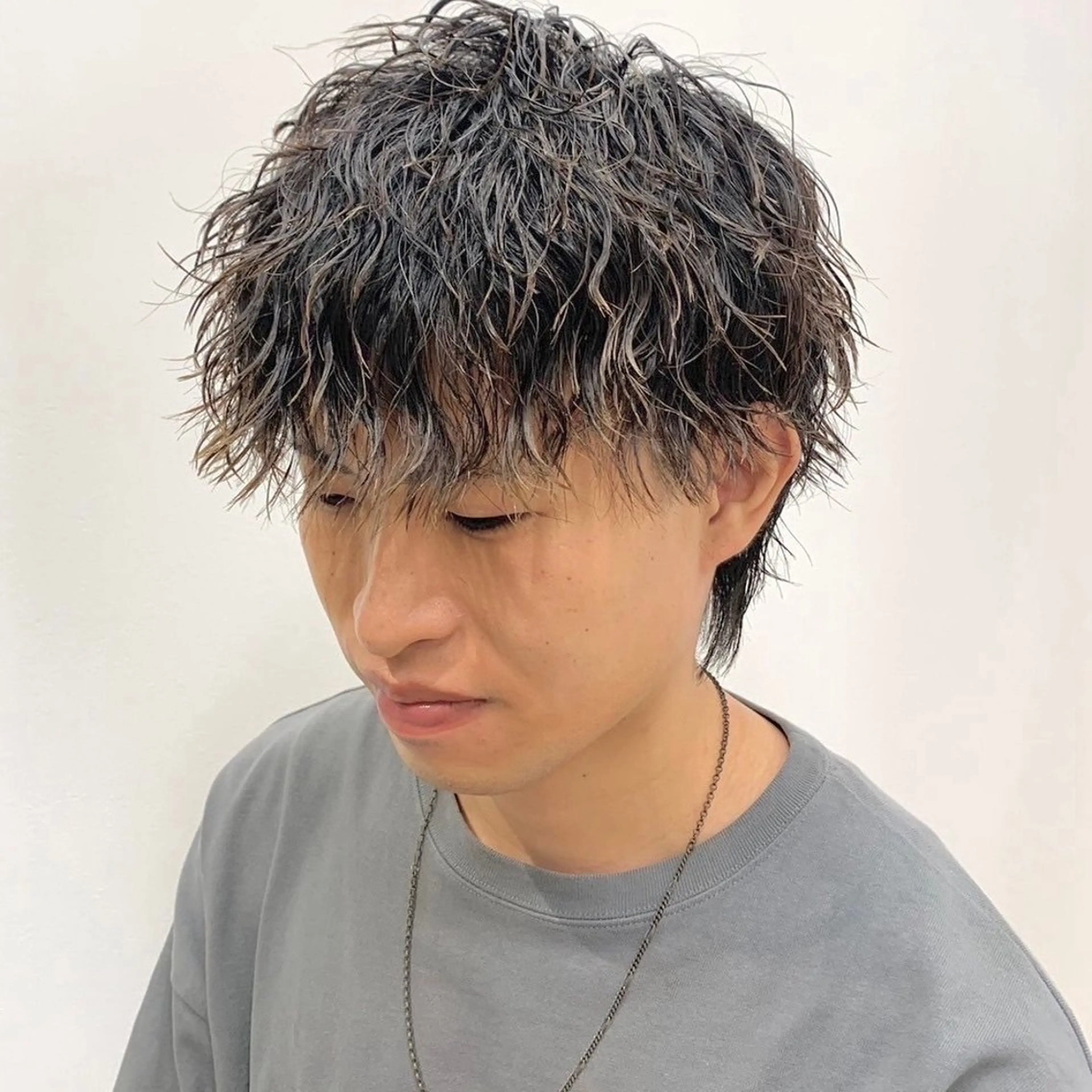 パーマ メンズ センターパート マッシュ メンズパーマ スパイキーショート ツイストスパイラルパーマ 🍒中川葵久美🍒 レイヤー/メンズのヘアスタイル