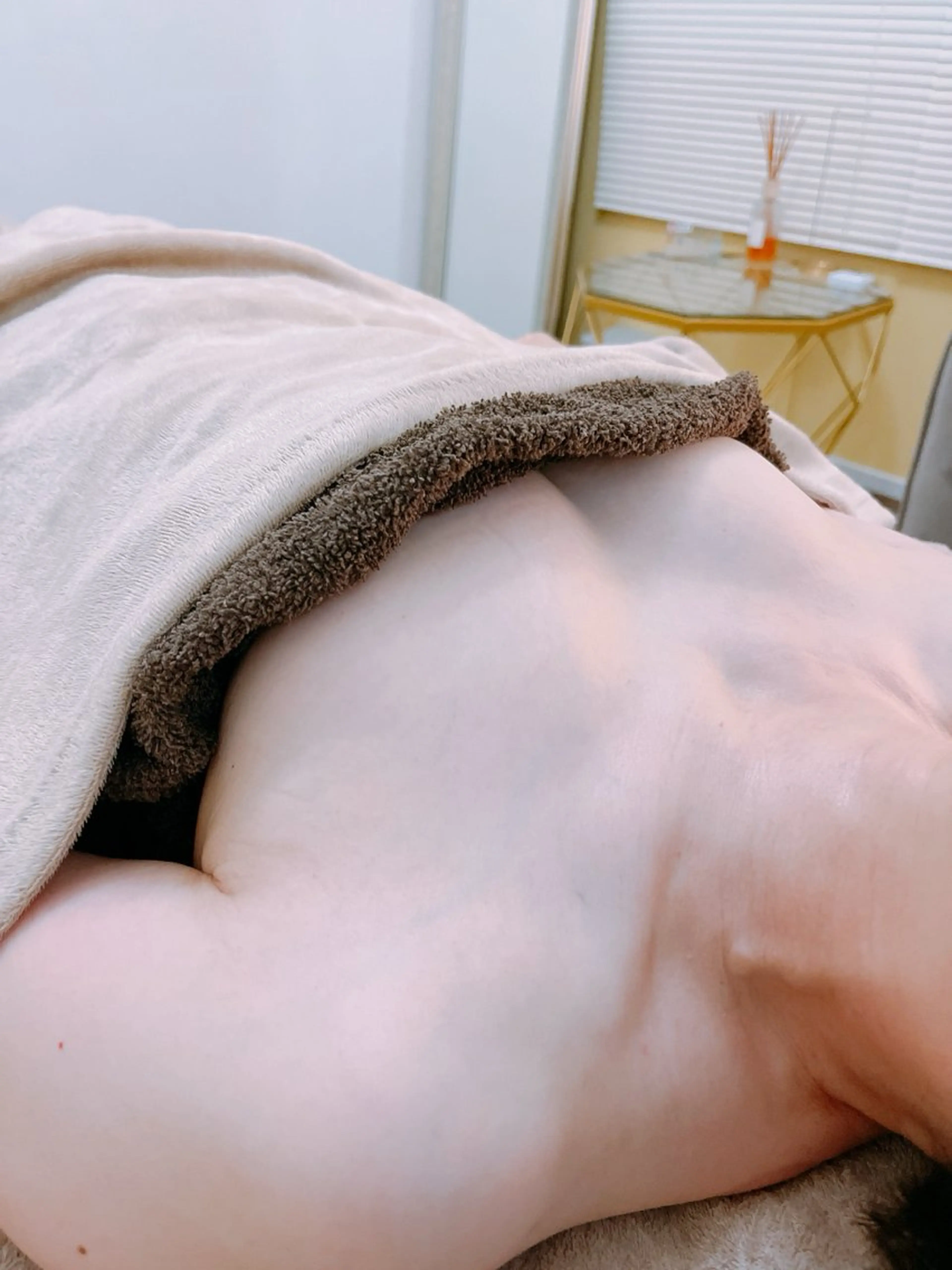 エステ リラク hitomi バストケアサロンのエステ・リラクイメージ