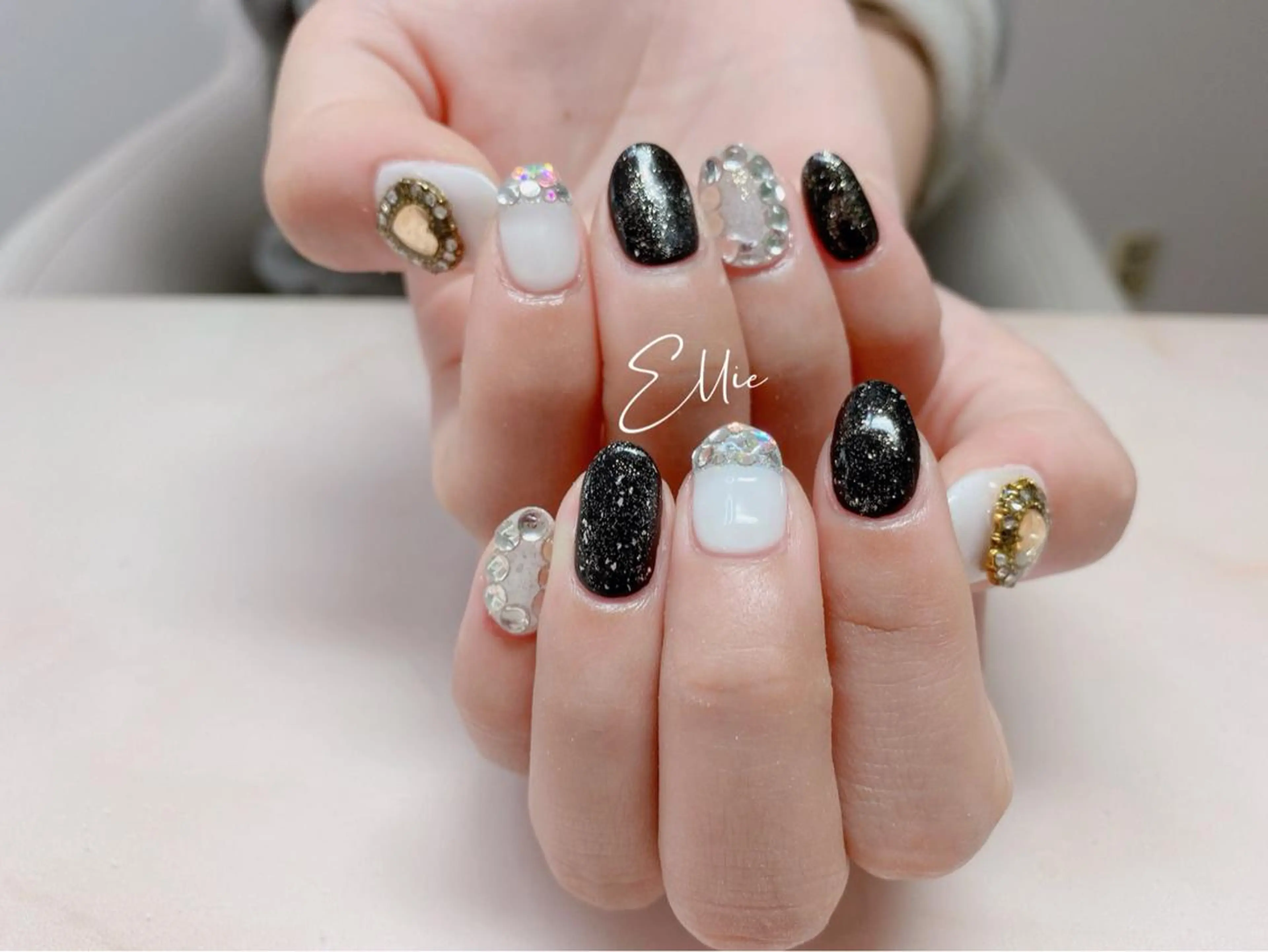 ネイル 閨匠ビューティサロン 新橋店♡Ellieのネイルデザイン