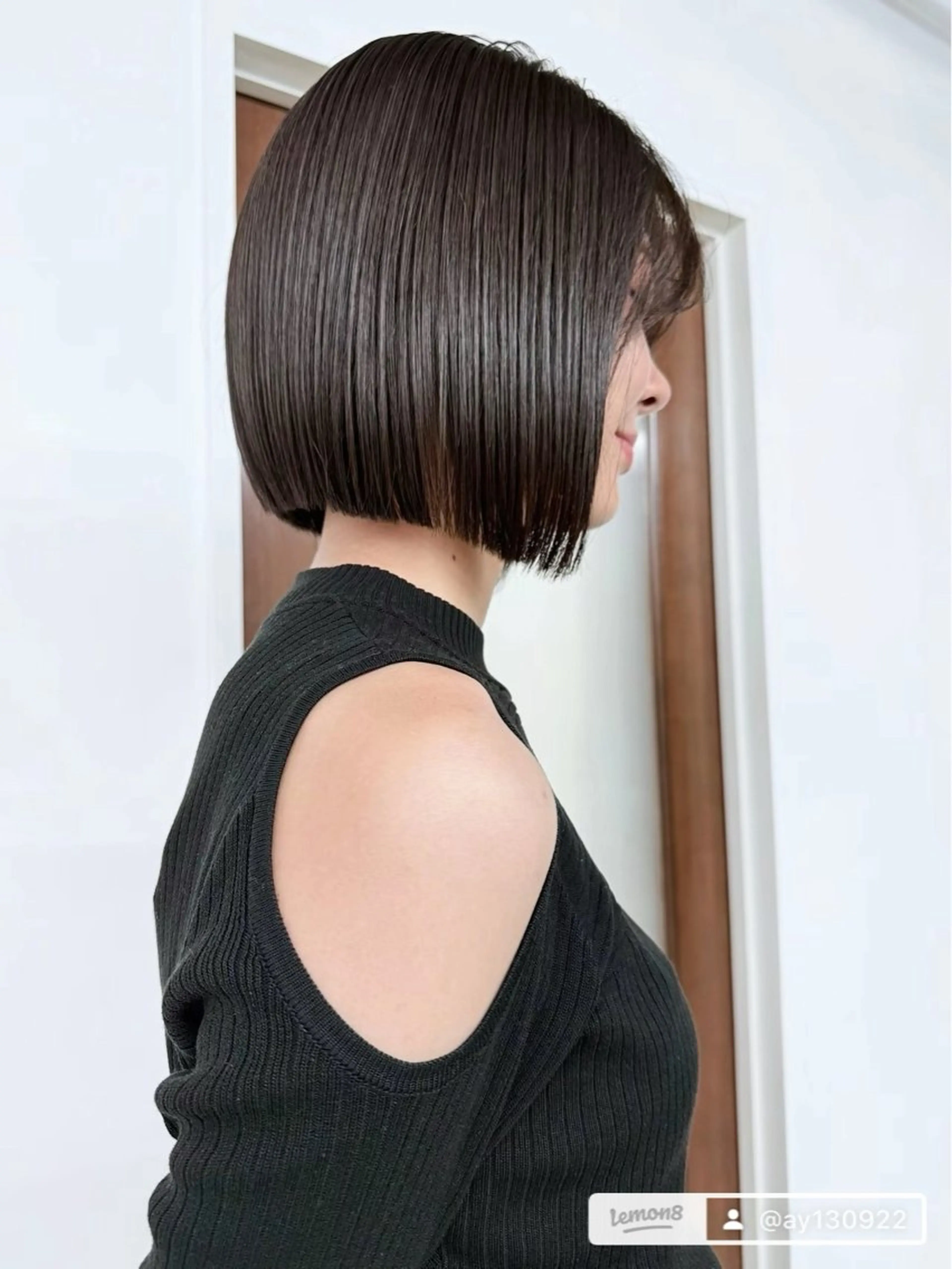 ショート ボブ 髪質改善 カット 葉 /レイヤーカットのヘアスタイル