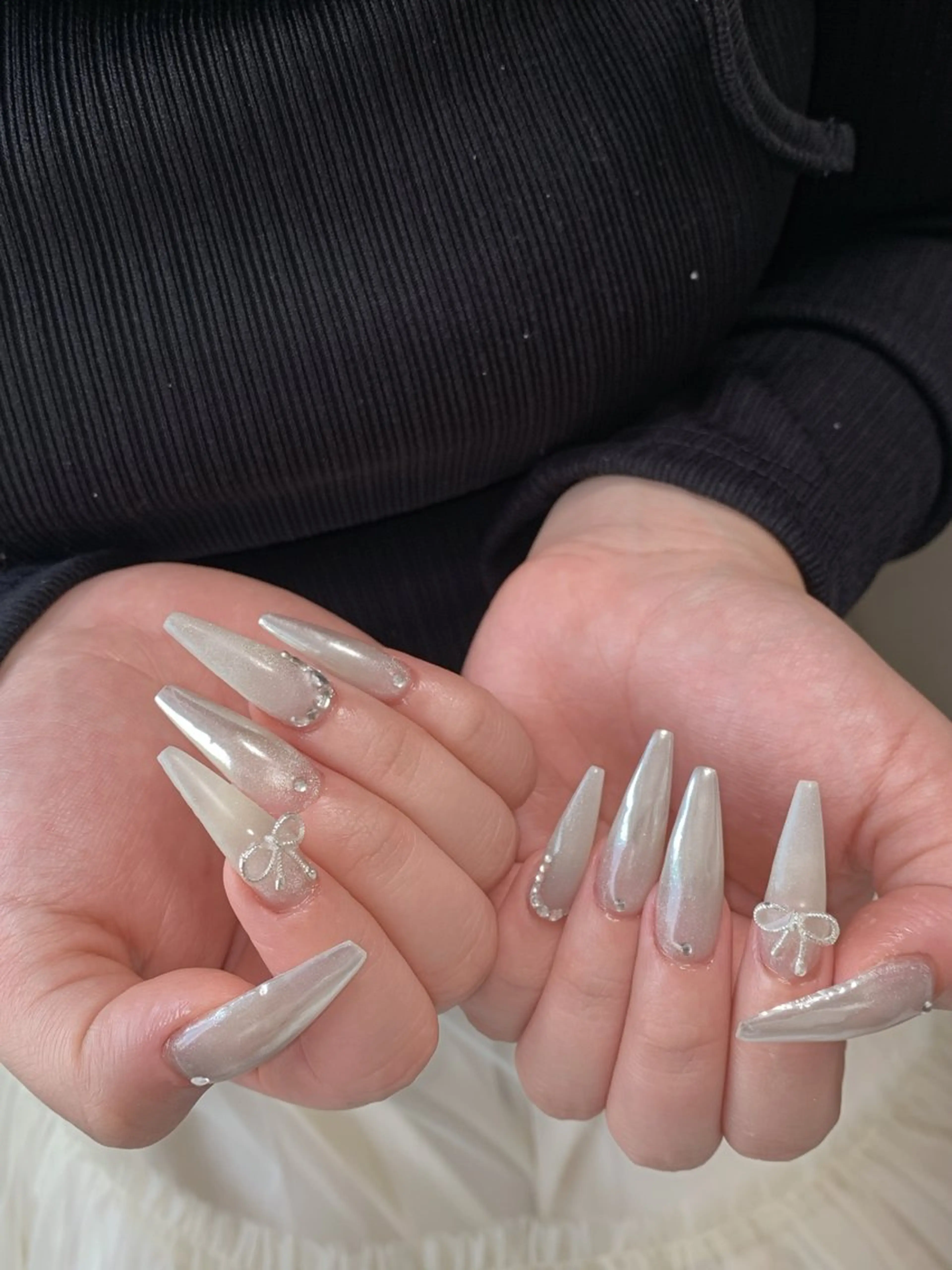ネイル アートネイル ジェルネイル グラデーション キラキラネイル ニュアンスネイル ハンドネイル Kitty Nailのネイルデザイン