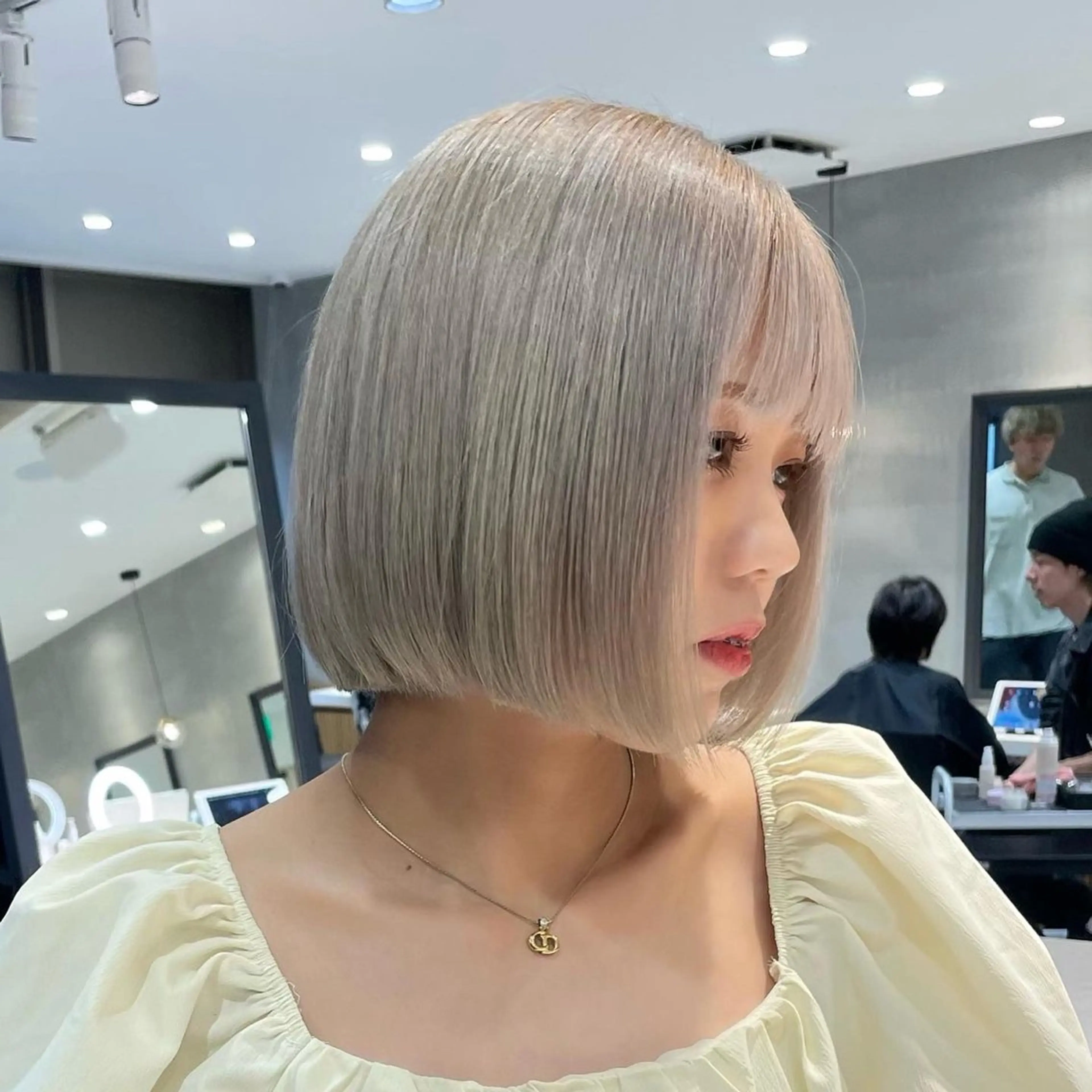 ショート カラー Aster 店長 れおん✂️のヘアスタイル