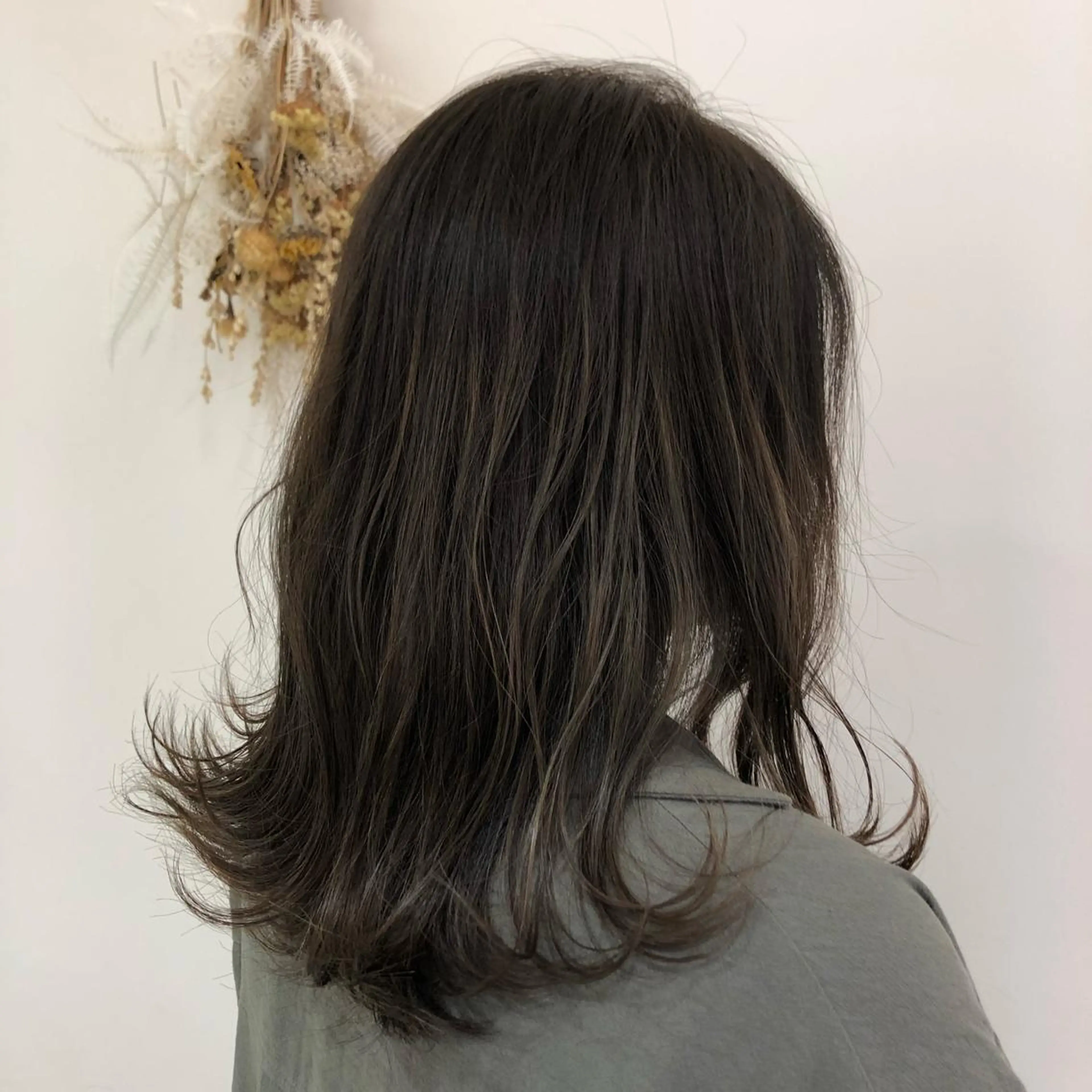 セミロング カラー ハイライトカラー ハイライト 【髪質改善】 梅田　聡のヘアスタイル