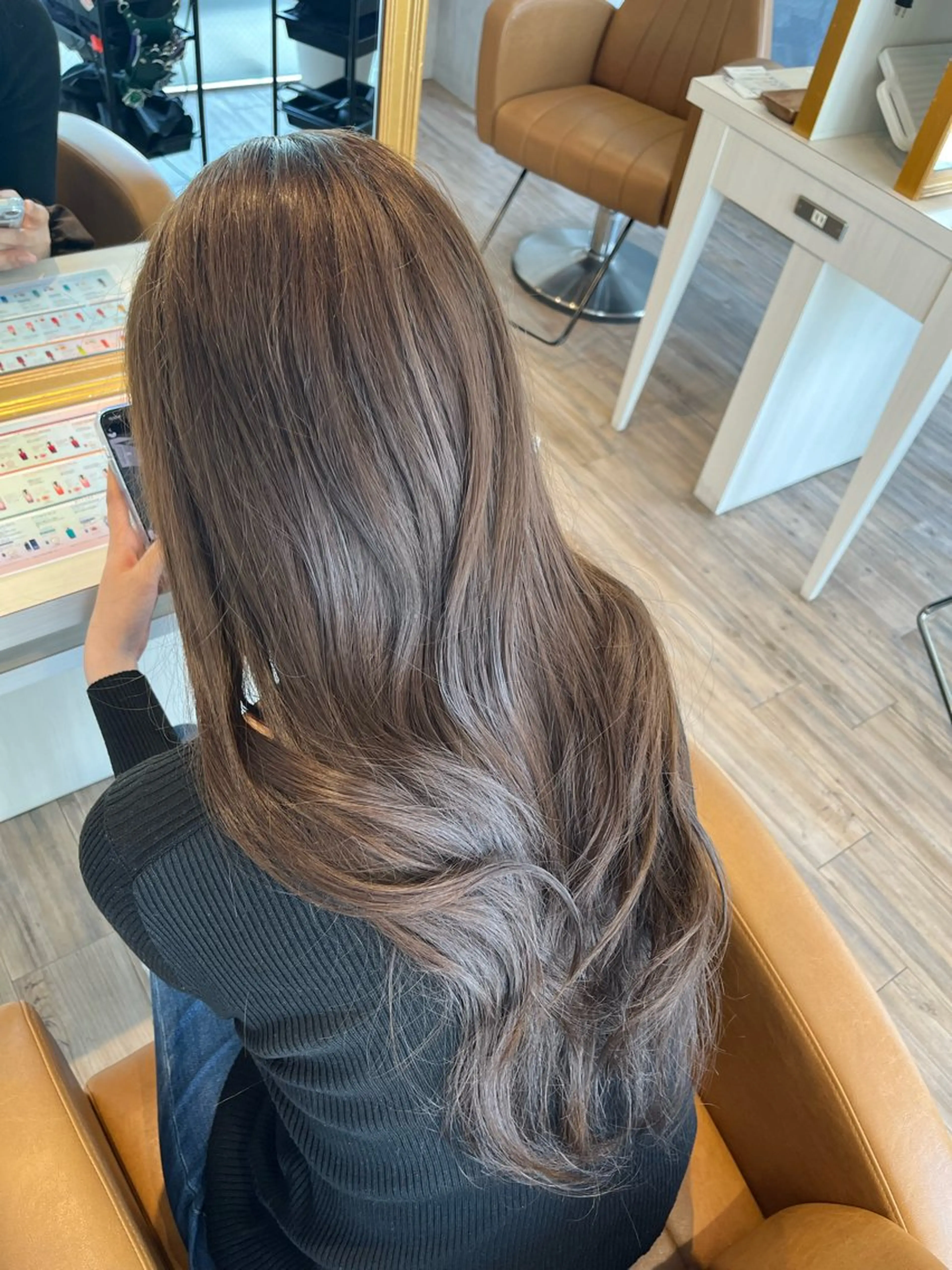 ロング カラー ベージュカラー ヘアカラー トリートメント ブリーチなしWカラー レイヤー/Rickyのヘアスタイル