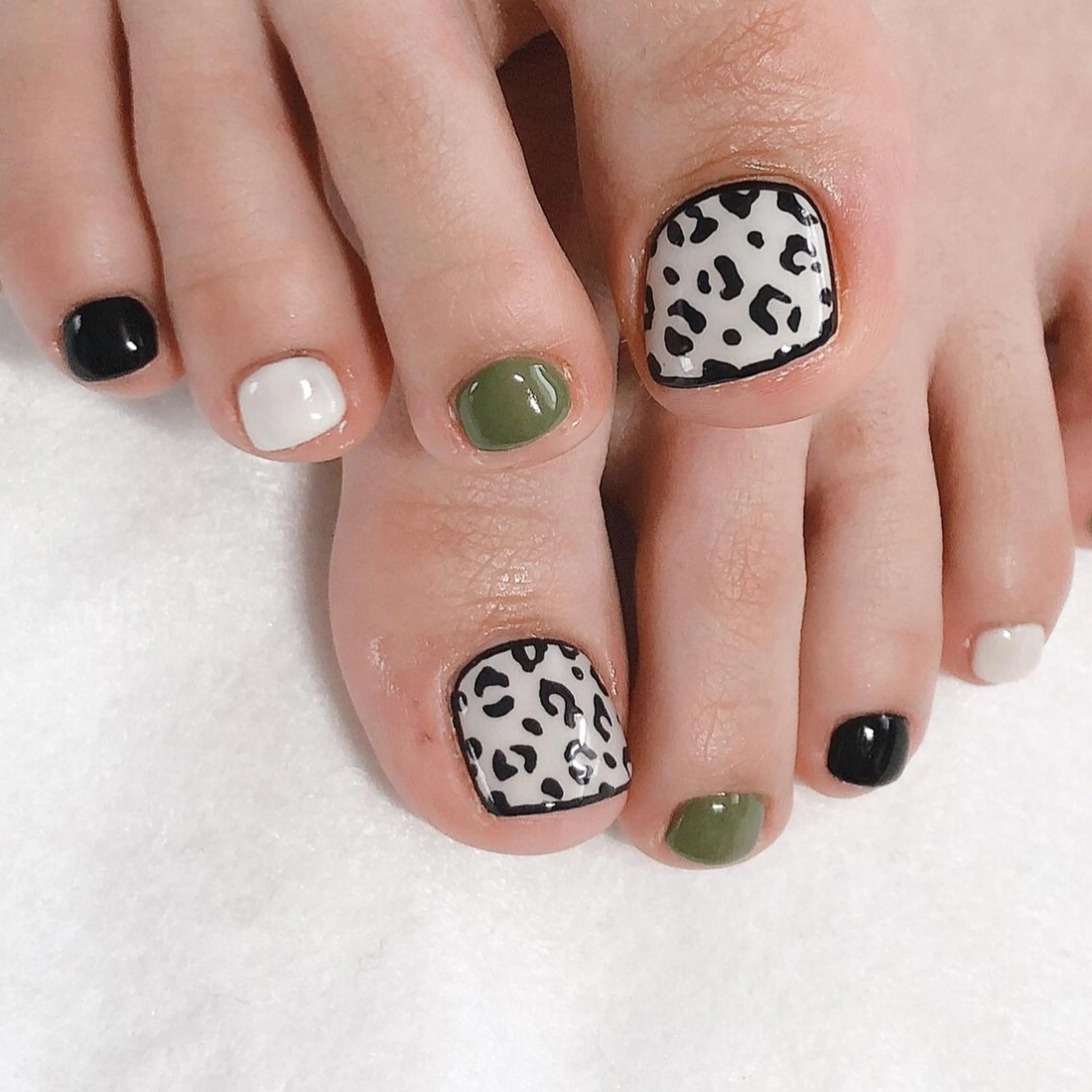 ネイル フットネイル ジェルネイル 東 千夏のネイルデザイン