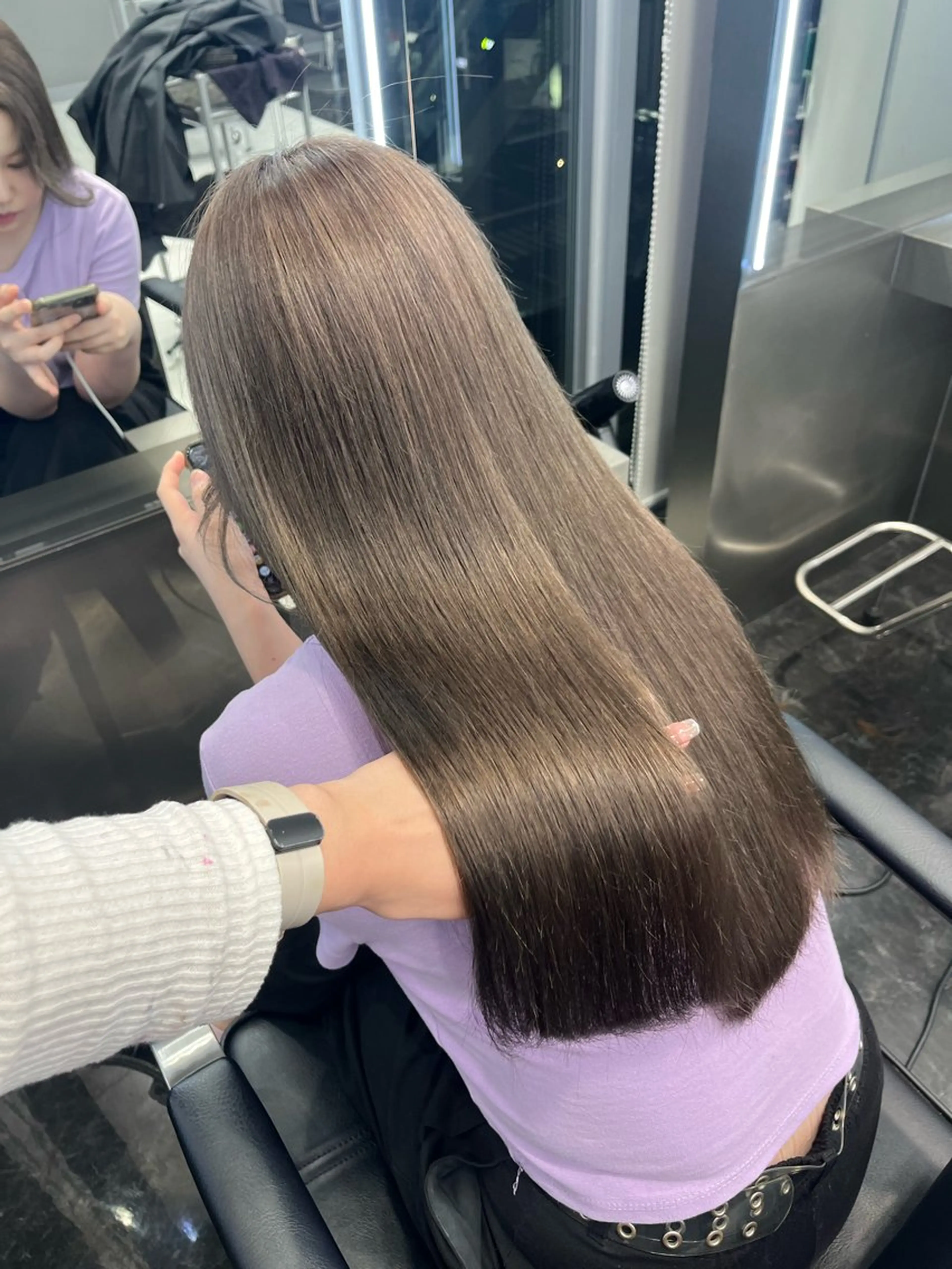 セミロング カラー ブリーチ 透明感カラー グレージュ 韓国風ヘア 韓国ヘア🖤/透明感 shihoのヘアスタイル