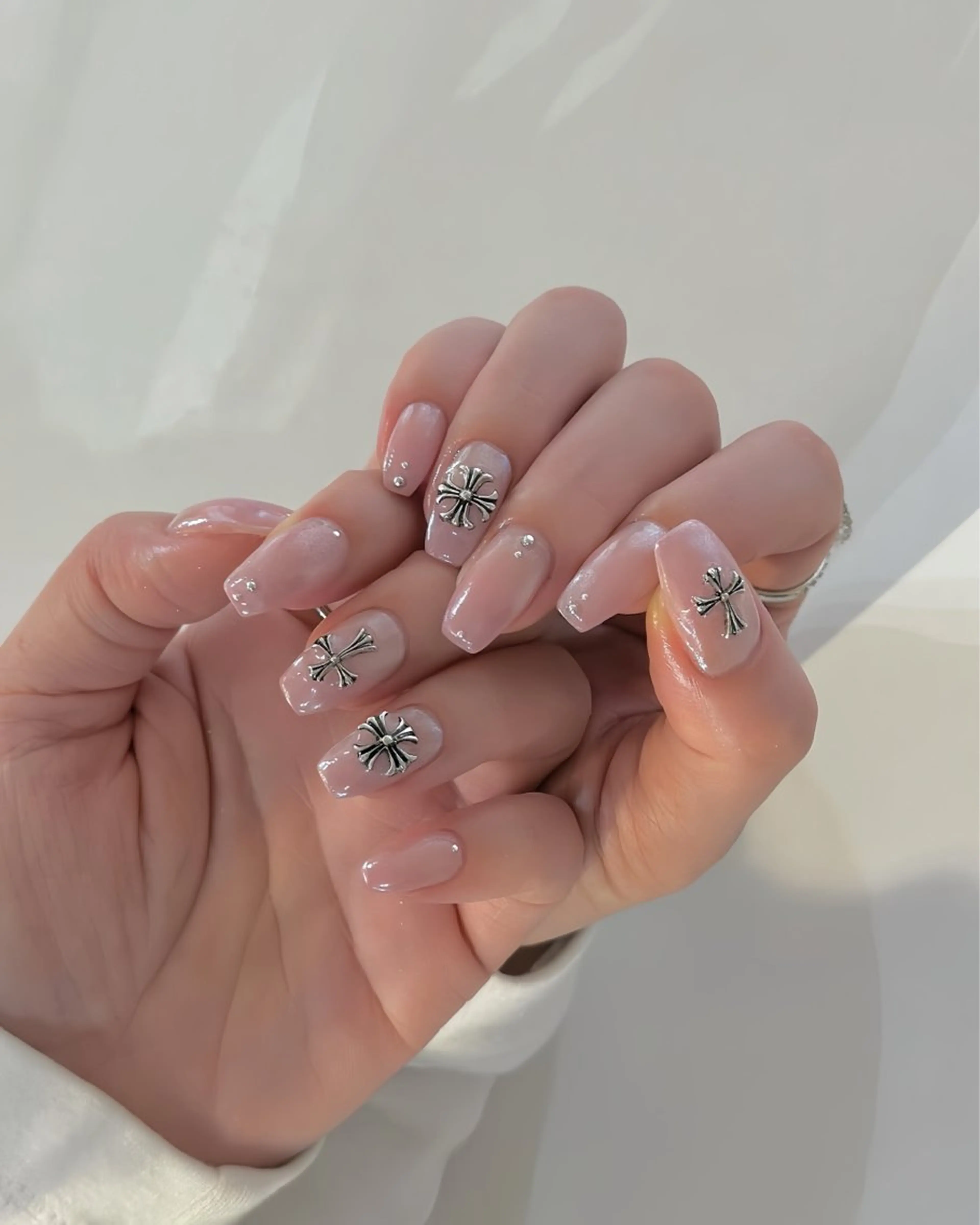 ネイル アートネイル 長さ出し ガーリー 韓国ネイル 持ち込み Rin Nail 新大久保店のネイルデザイン