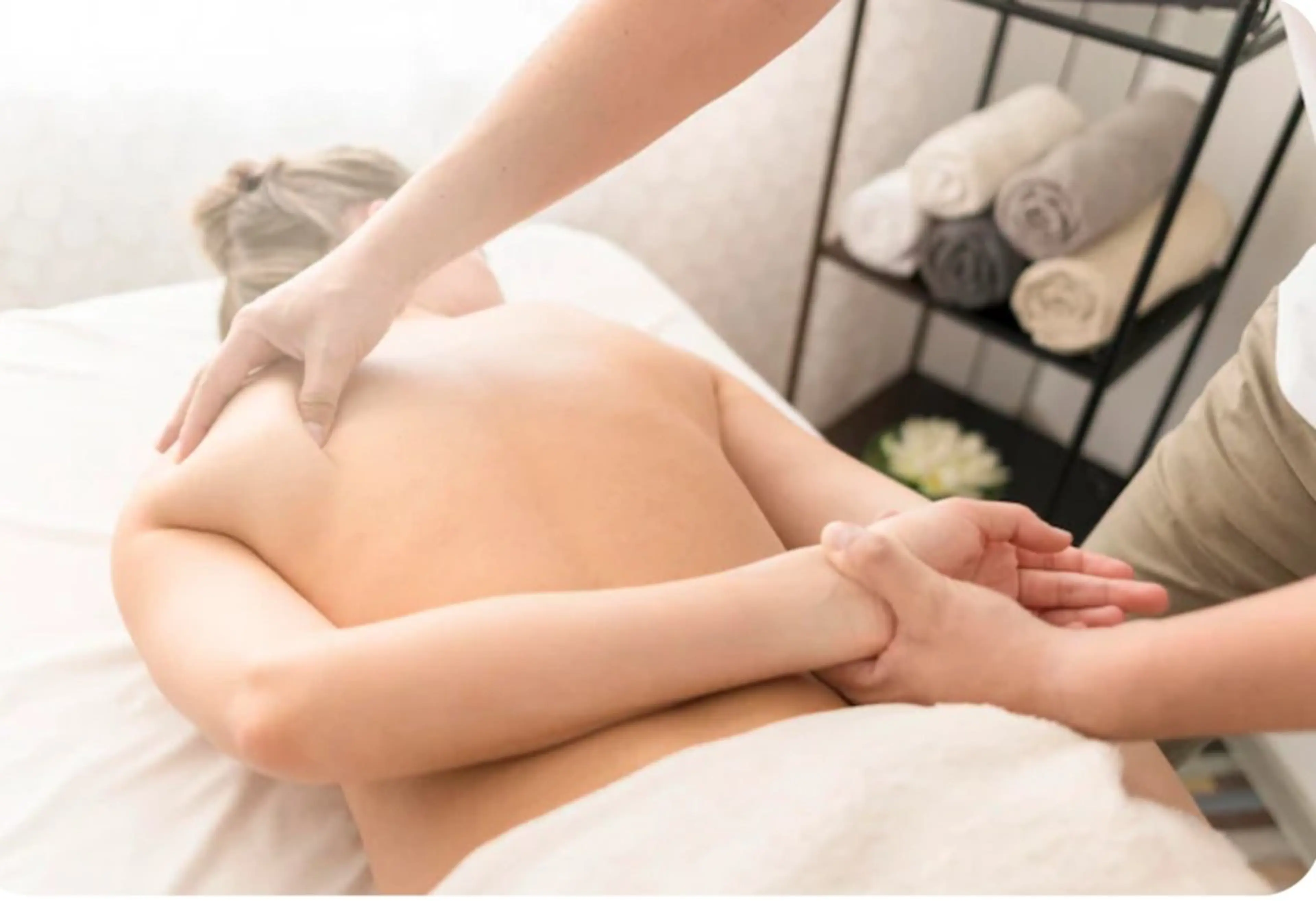 エステサロン charmantのエステ・リラクイメージ