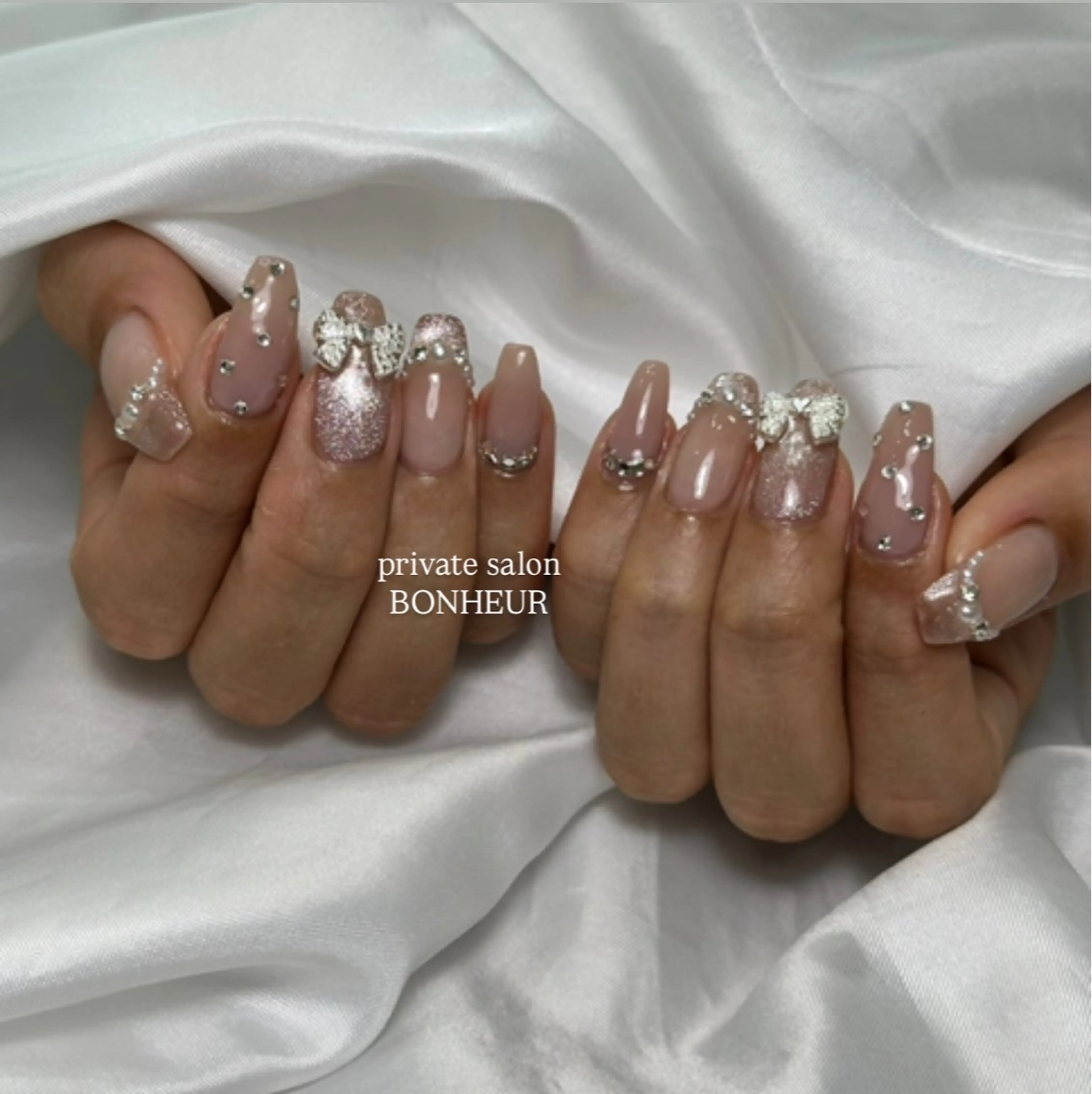 ネイル ハンドネイル BONHEUR Annaのネイルデザイン