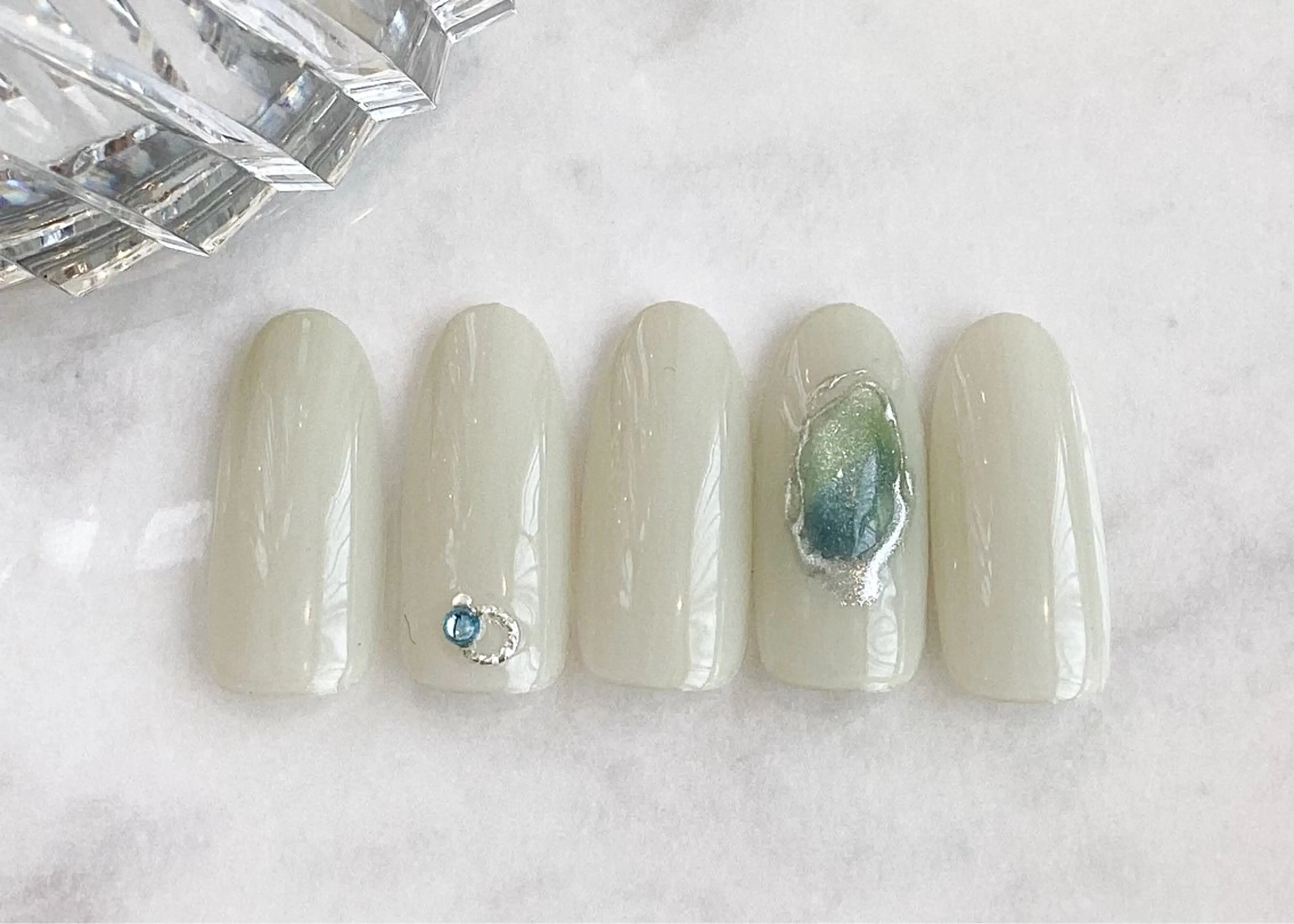 ネイル 💠Peerless ネイル&アイ🫧のマツエク・マツパデザイン