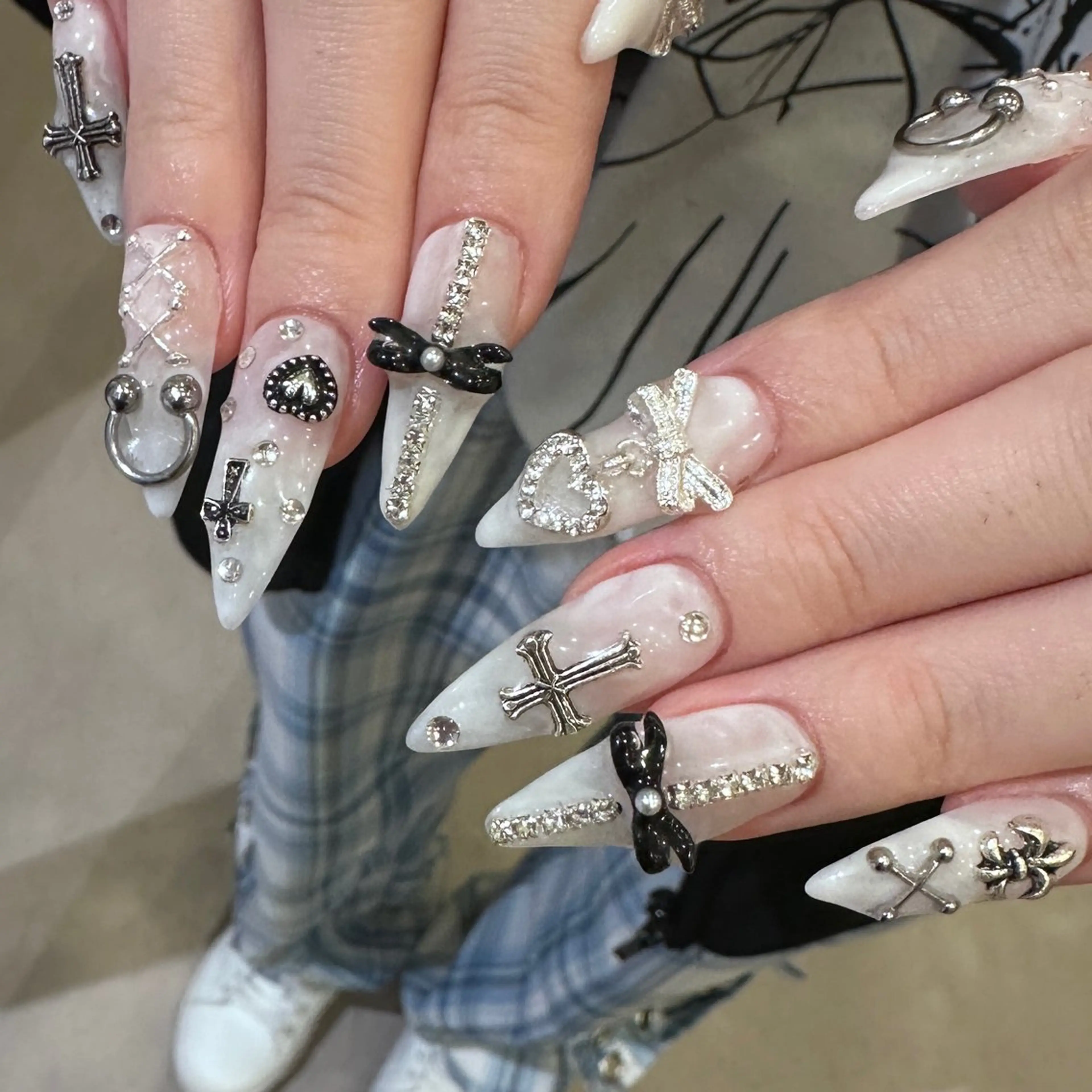 ネイル ハンドネイル 🎶個性派ネイル💅 /Komachi❤️のマツエク・マツパデザイン